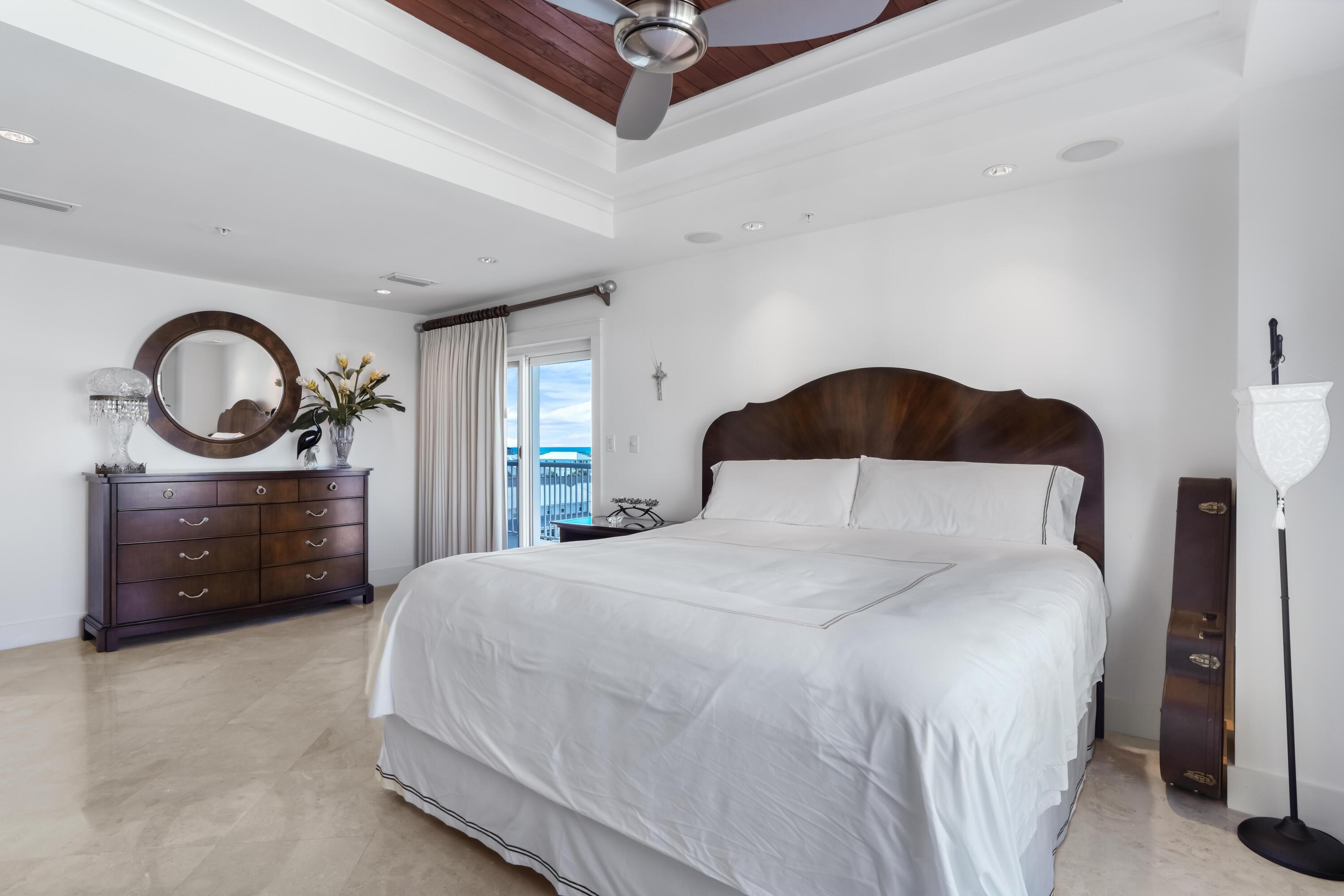 SUN KING TOWERS PH 1 - Residential