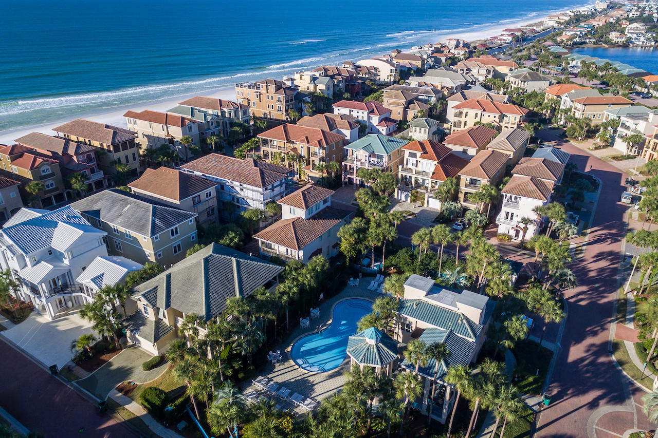 DESTINY BY THE SEA - Land