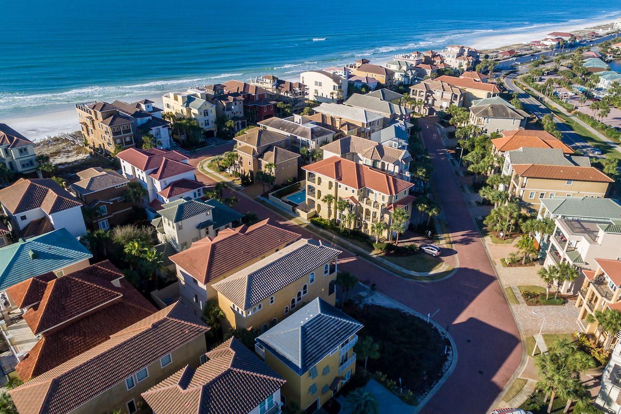 DESTINY BY THE SEA - Land