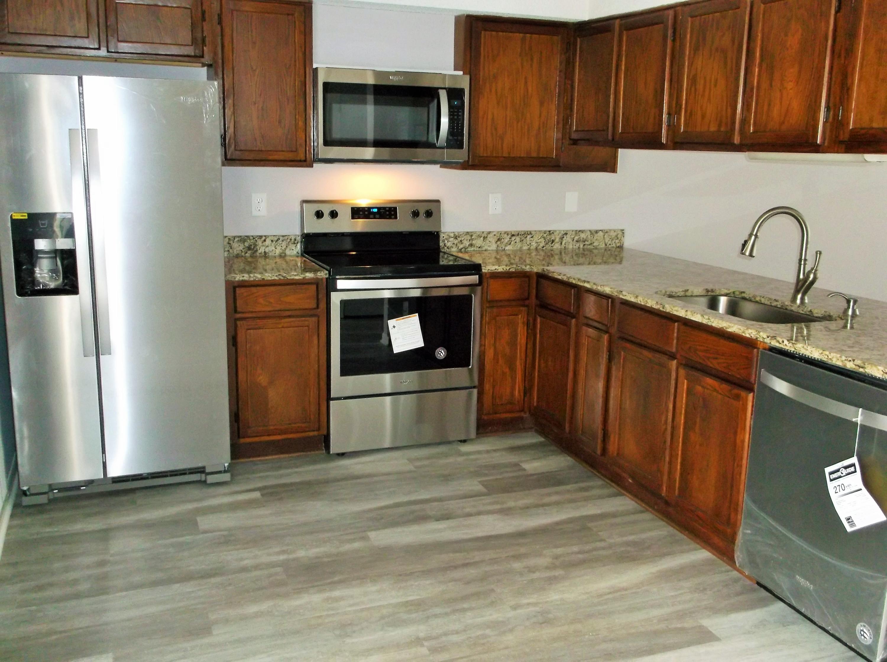 VIKING MANOR PH 1 - Residential