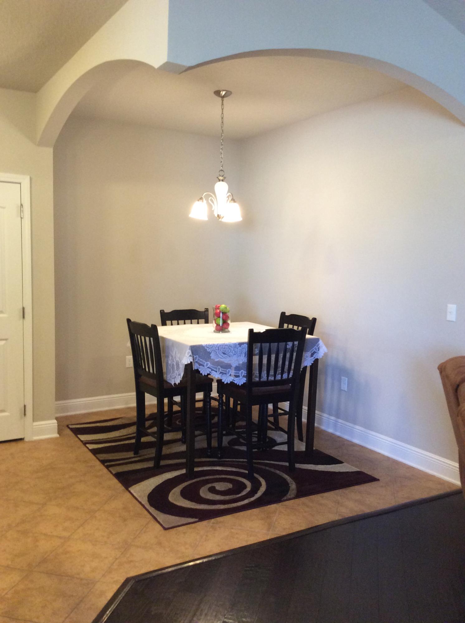 WHISPERING LAKE - Residential