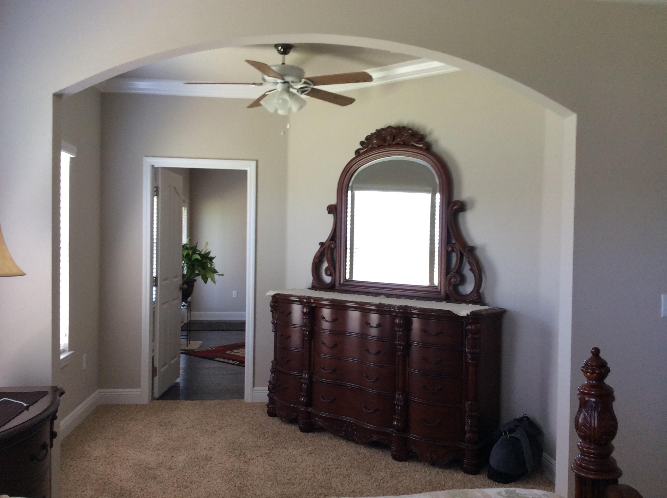 WHISPERING LAKE - Residential