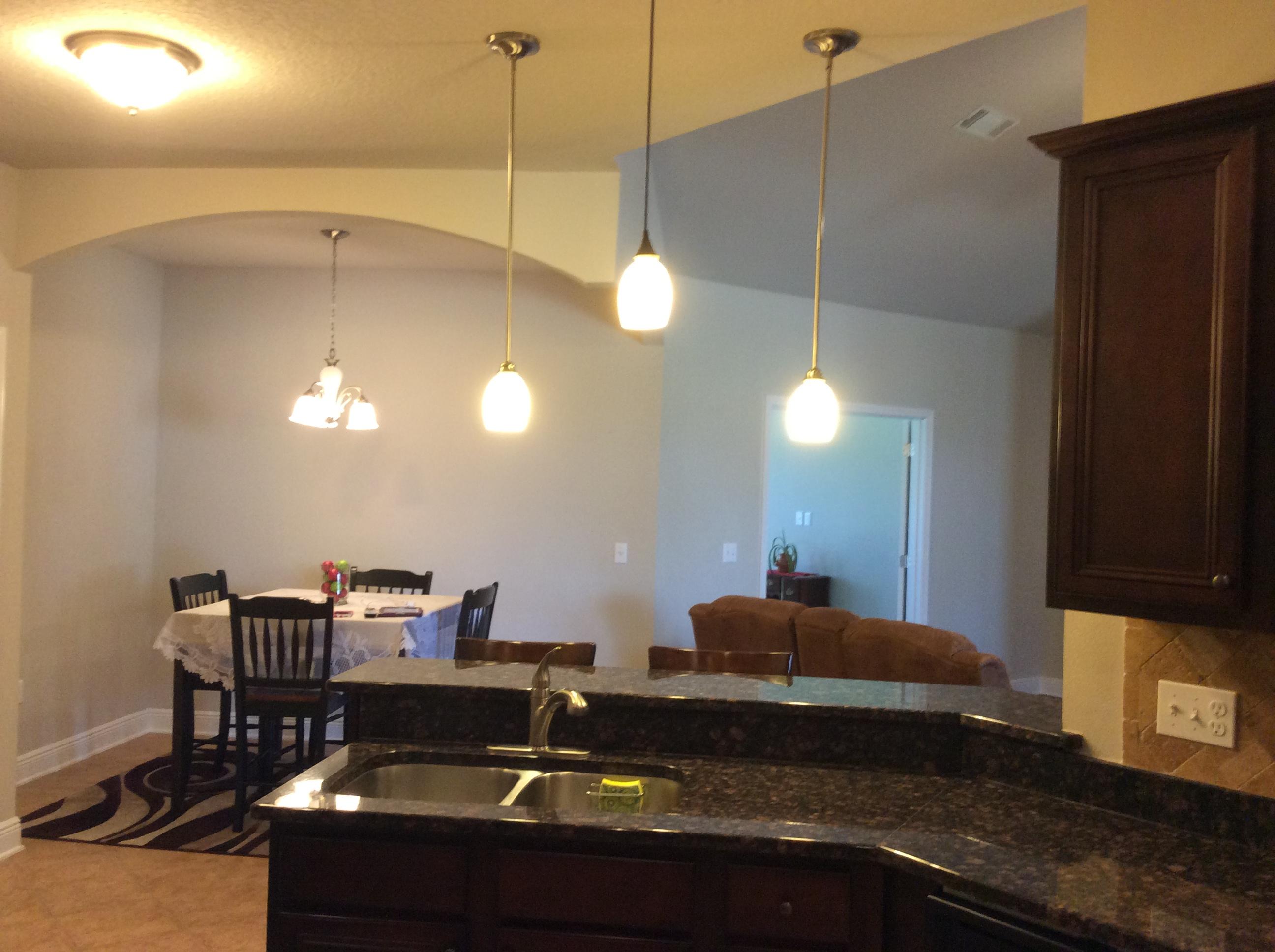 WHISPERING LAKE - Residential