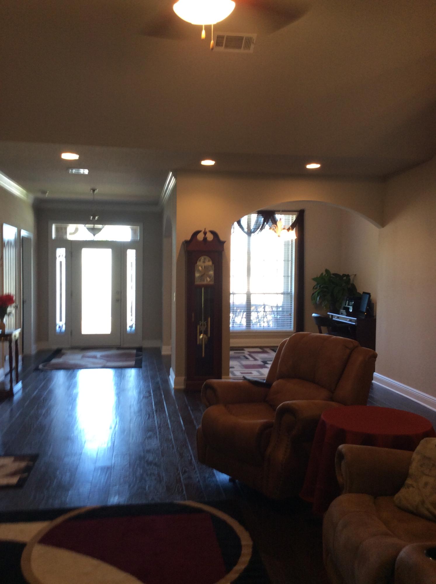 WHISPERING LAKE - Residential