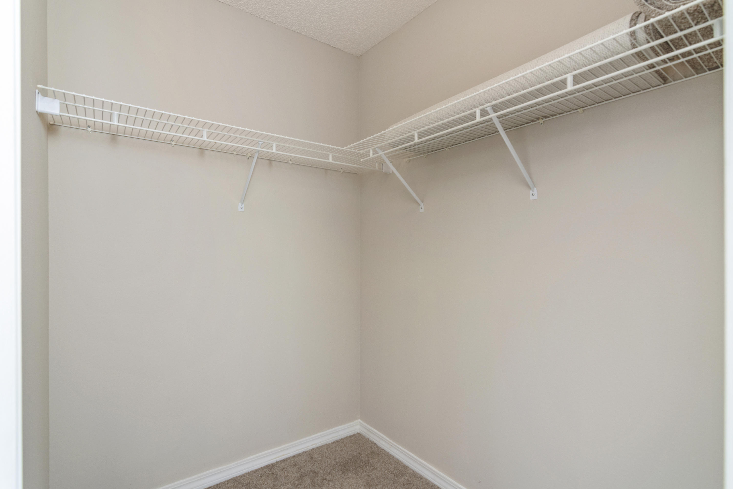 COUNTRY BREEZE ESTATES - Residential