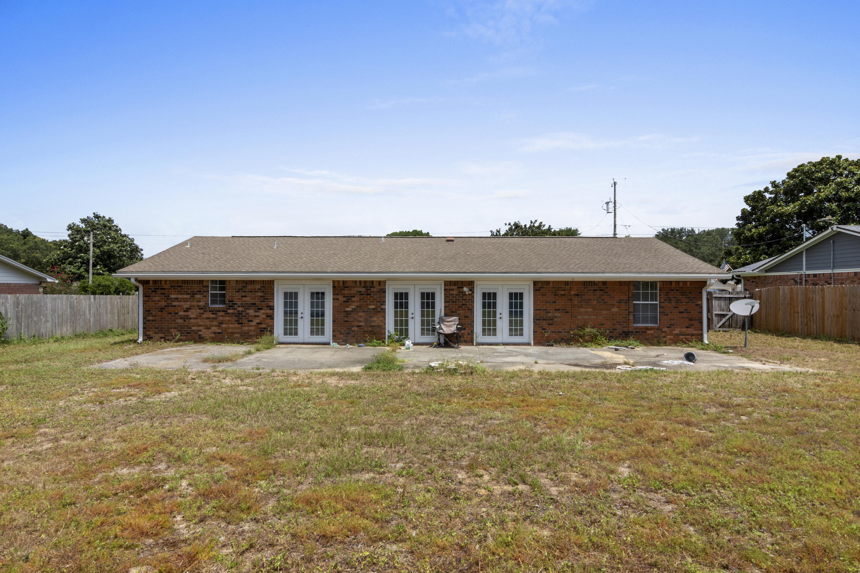 COUNTRY BREEZE ESTATES - Residential