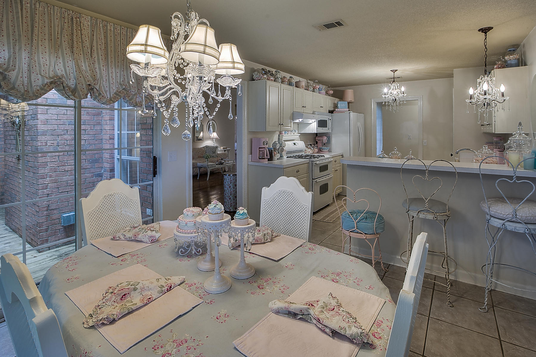 PARKWOOD ESTATES PH 1 BLUEWATER BAY - Residential