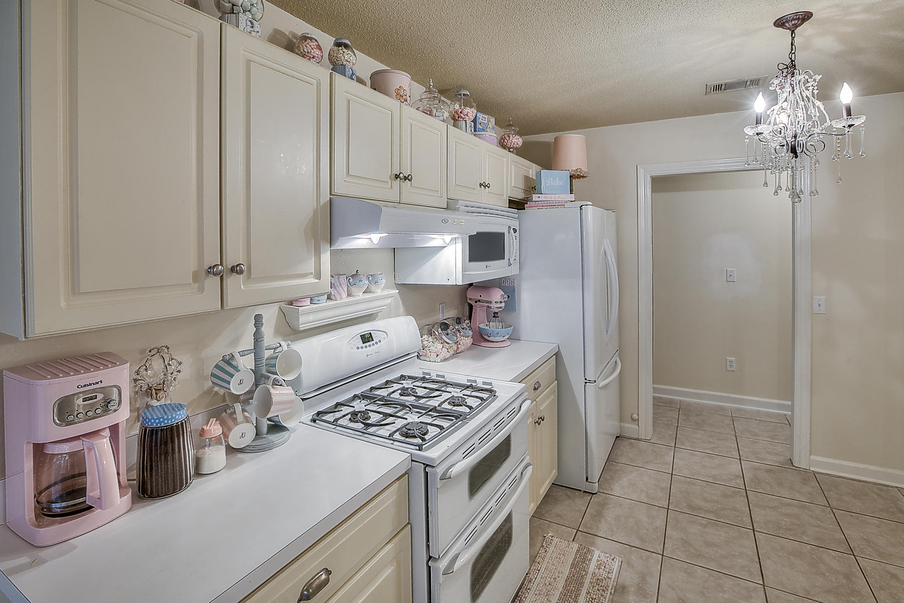 PARKWOOD ESTATES PH 1 BLUEWATER BAY - Residential