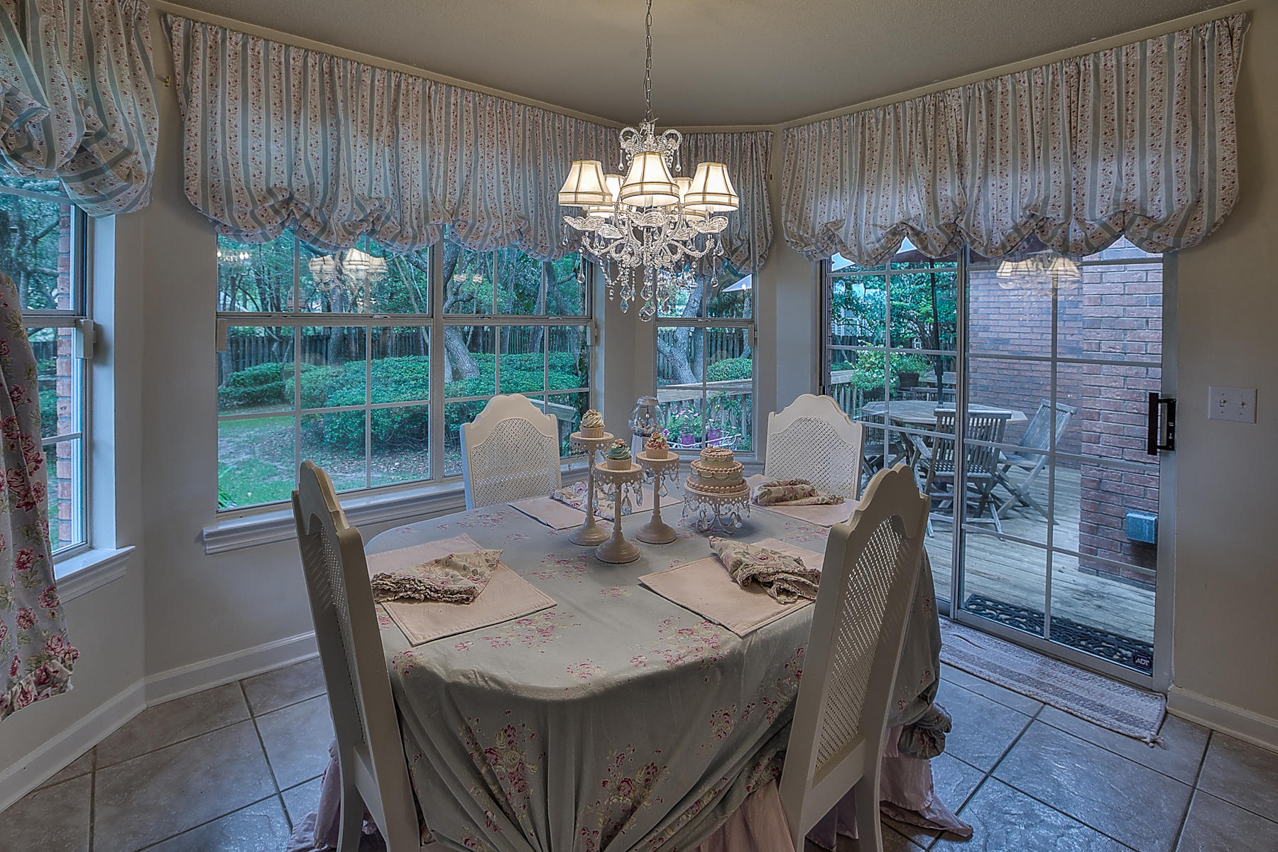 PARKWOOD ESTATES PH 1 BLUEWATER BAY - Residential