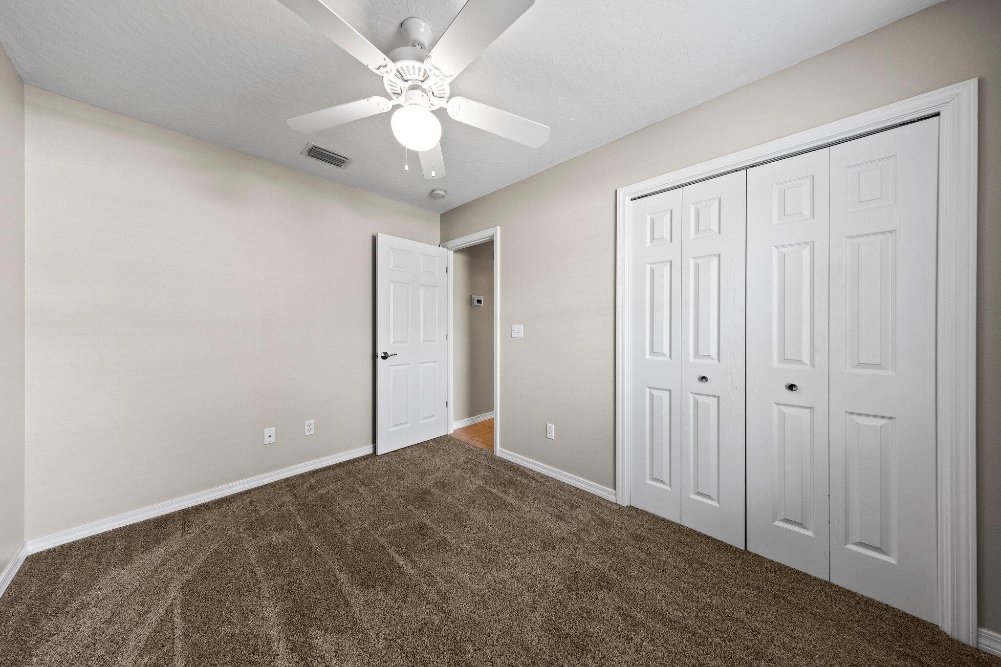 CASA LOMA S/D 1ST ADDN - Residential Lease