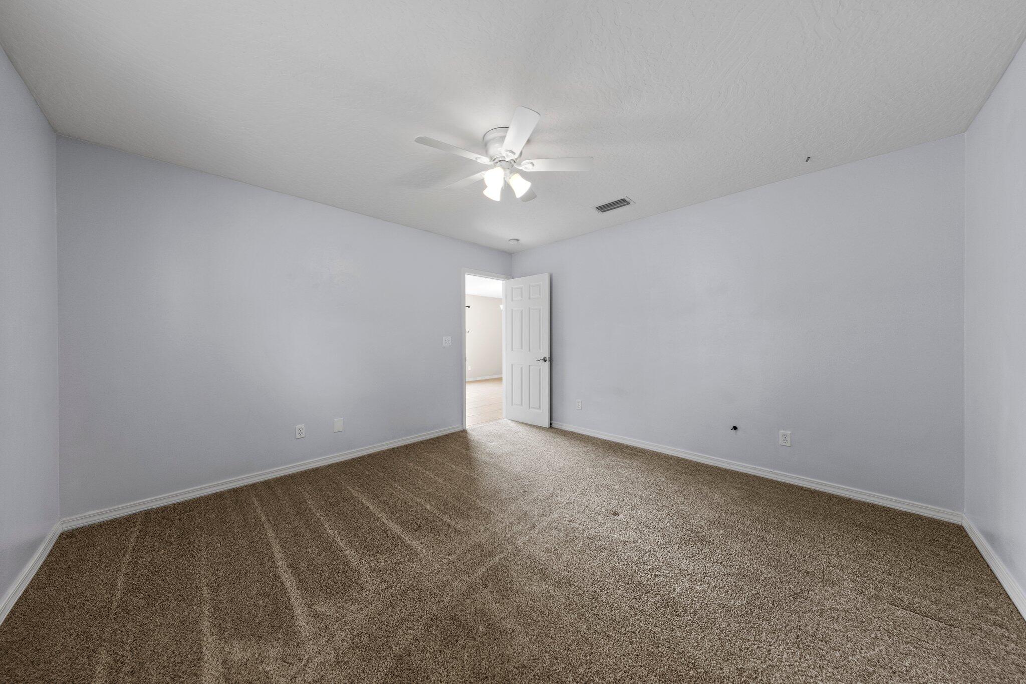 CASA LOMA S/D 1ST ADDN - Residential Lease