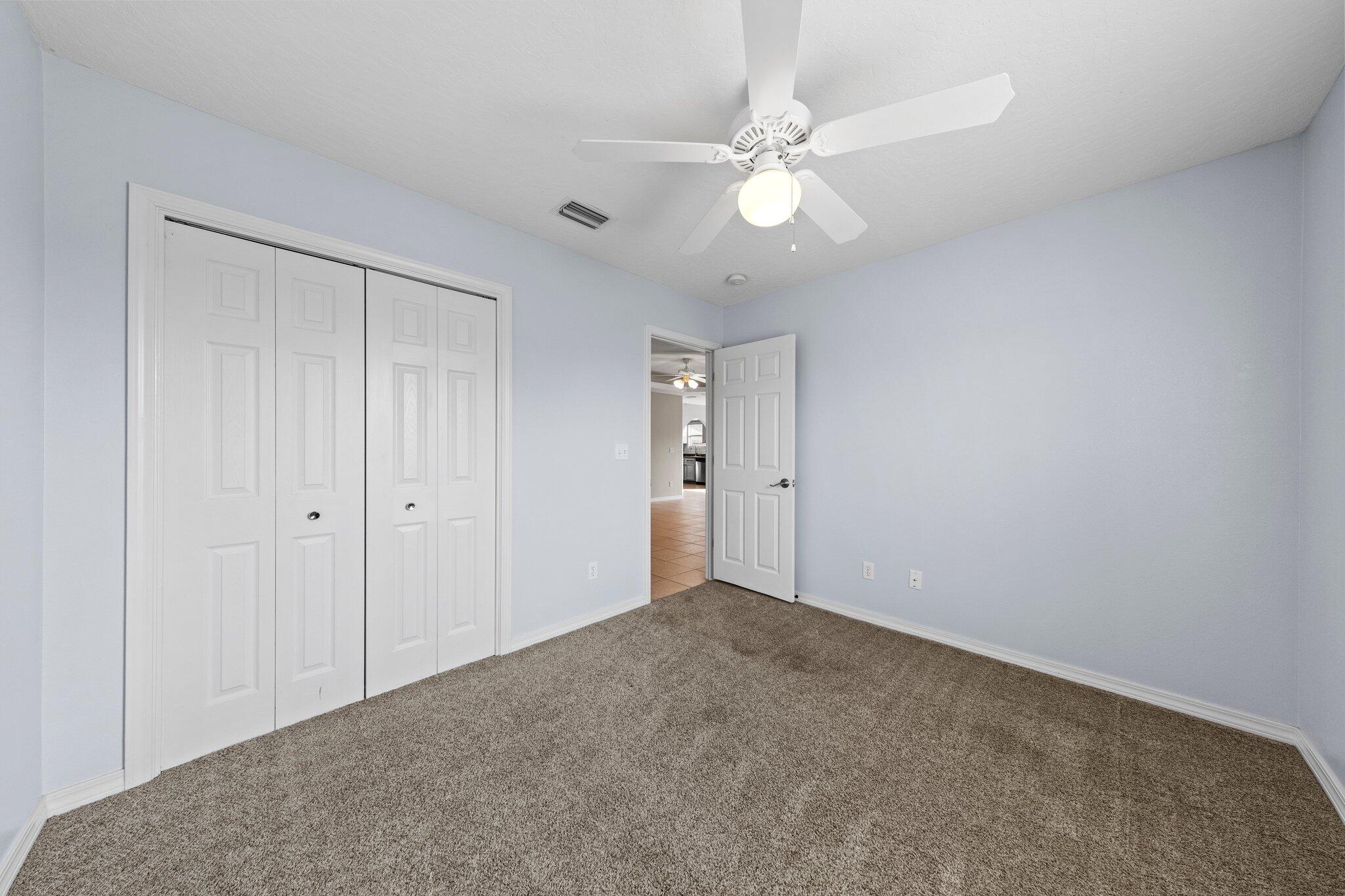 CASA LOMA S/D 1ST ADDN - Residential Lease