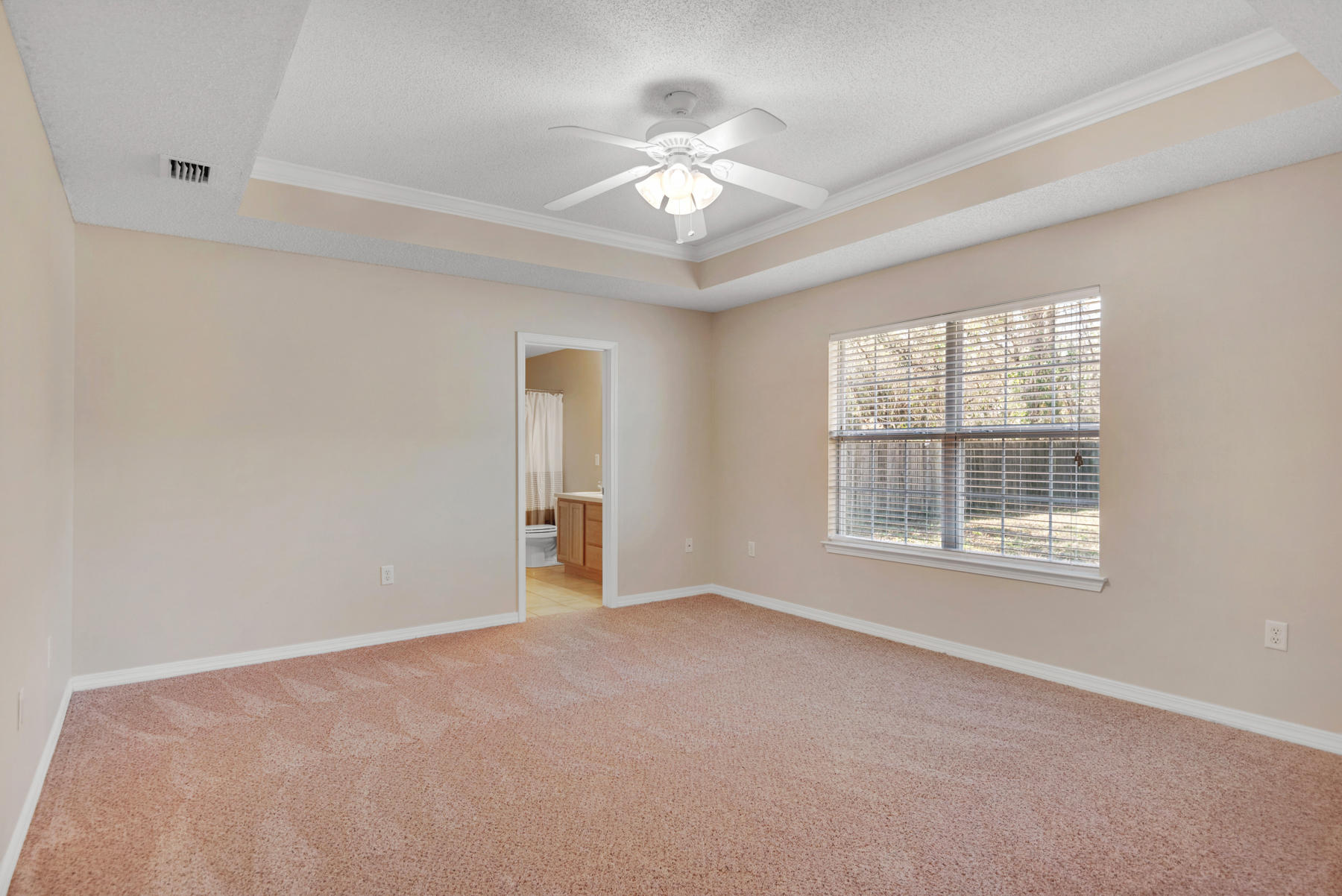 VILLA TASSO TOWN OF - Residential