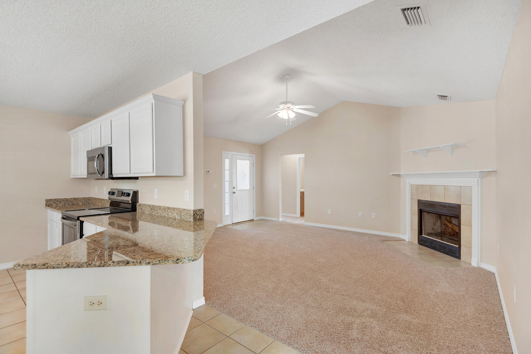 VILLA TASSO TOWN OF - Residential