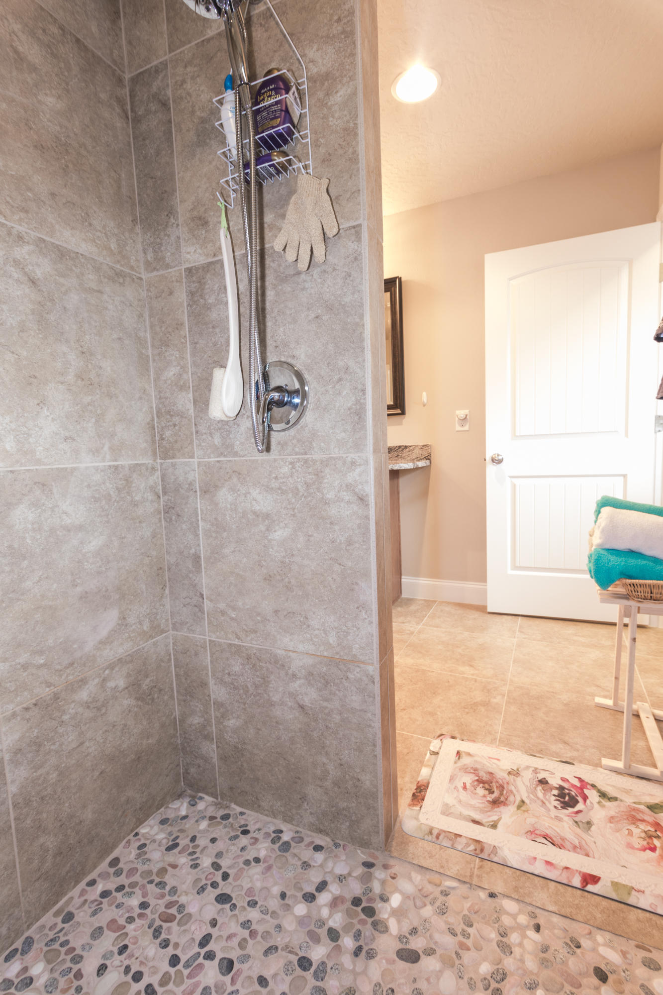 CHANAN ESTATES 1ST ADDN - Residential