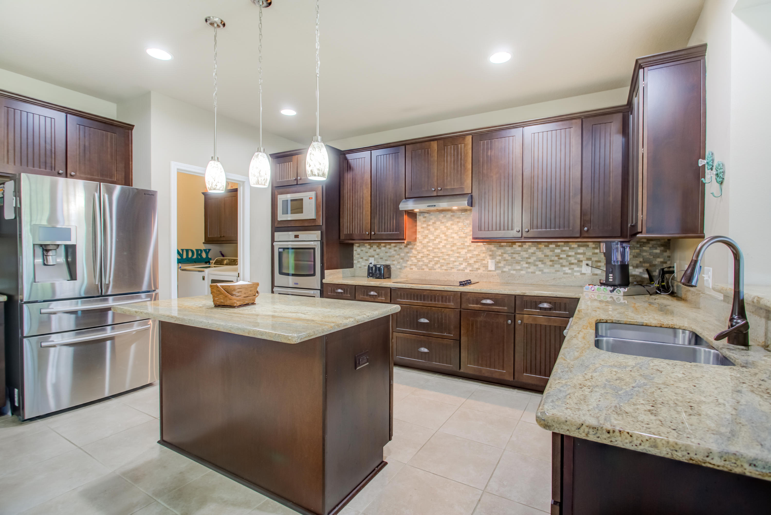 HAMMOCK BAY - Residential