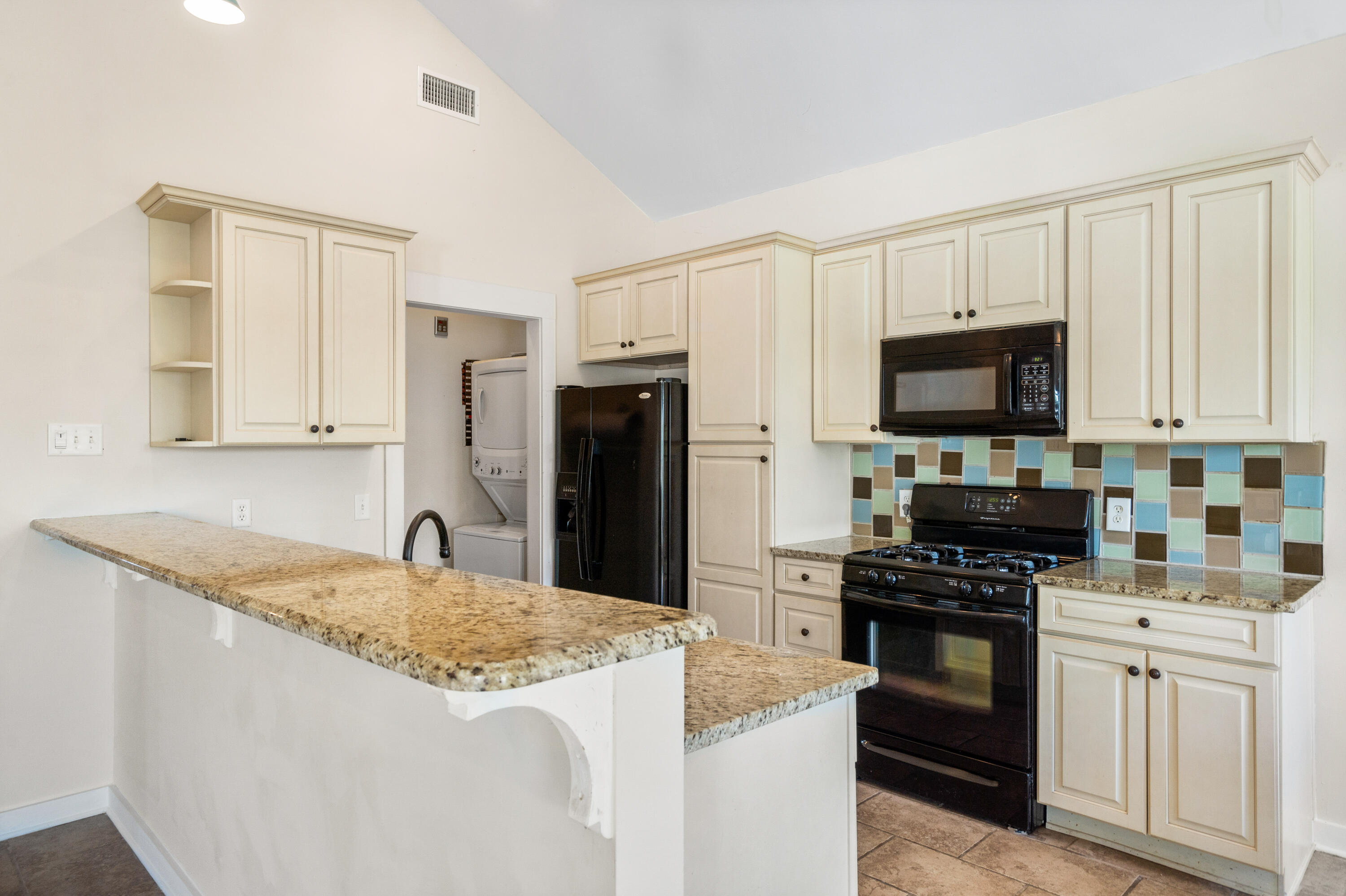 BEACH HIGHLAND 1ST ADD - Residential