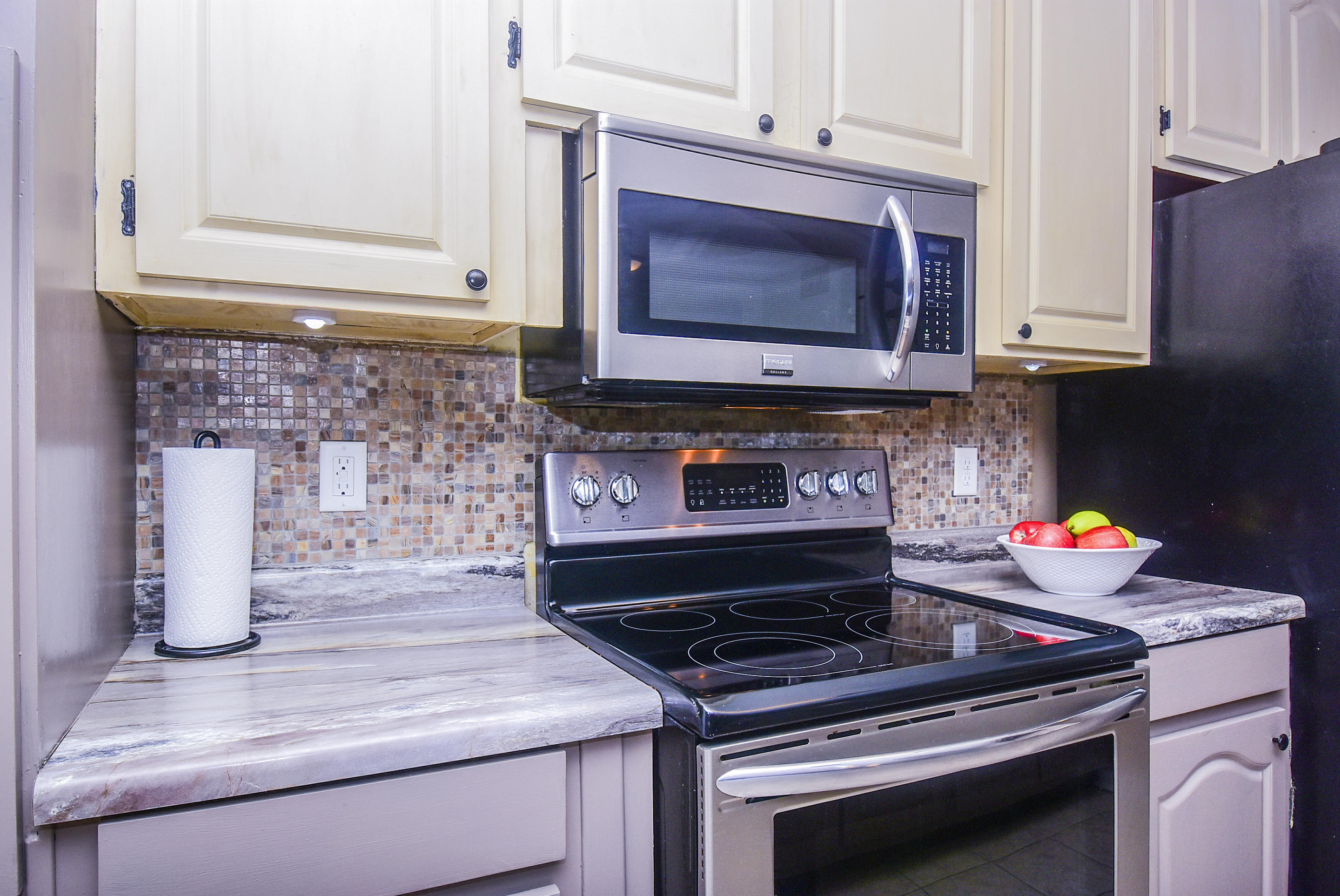 CHELSEA WOODS - Residential