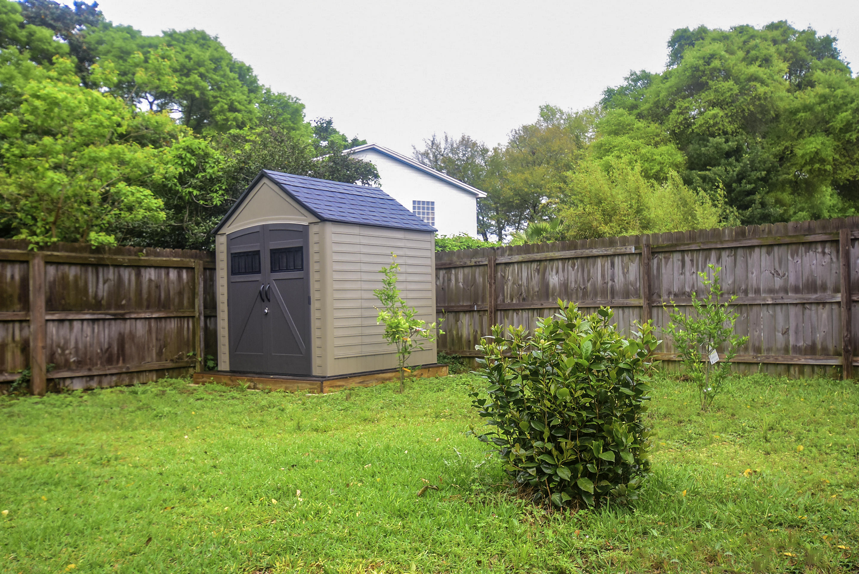 CHELSEA WOODS - Residential