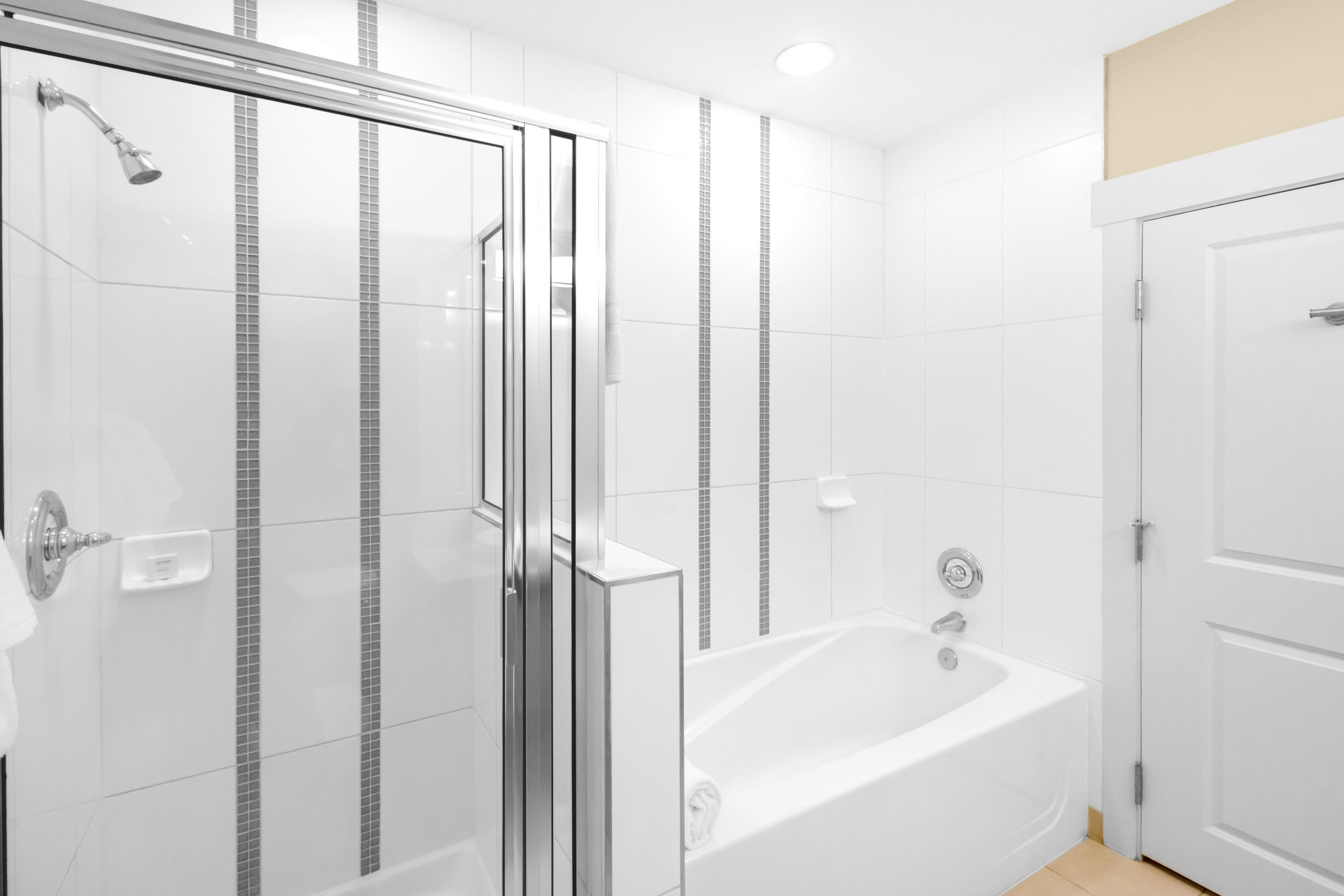 BAHIA CONDO - Residential
