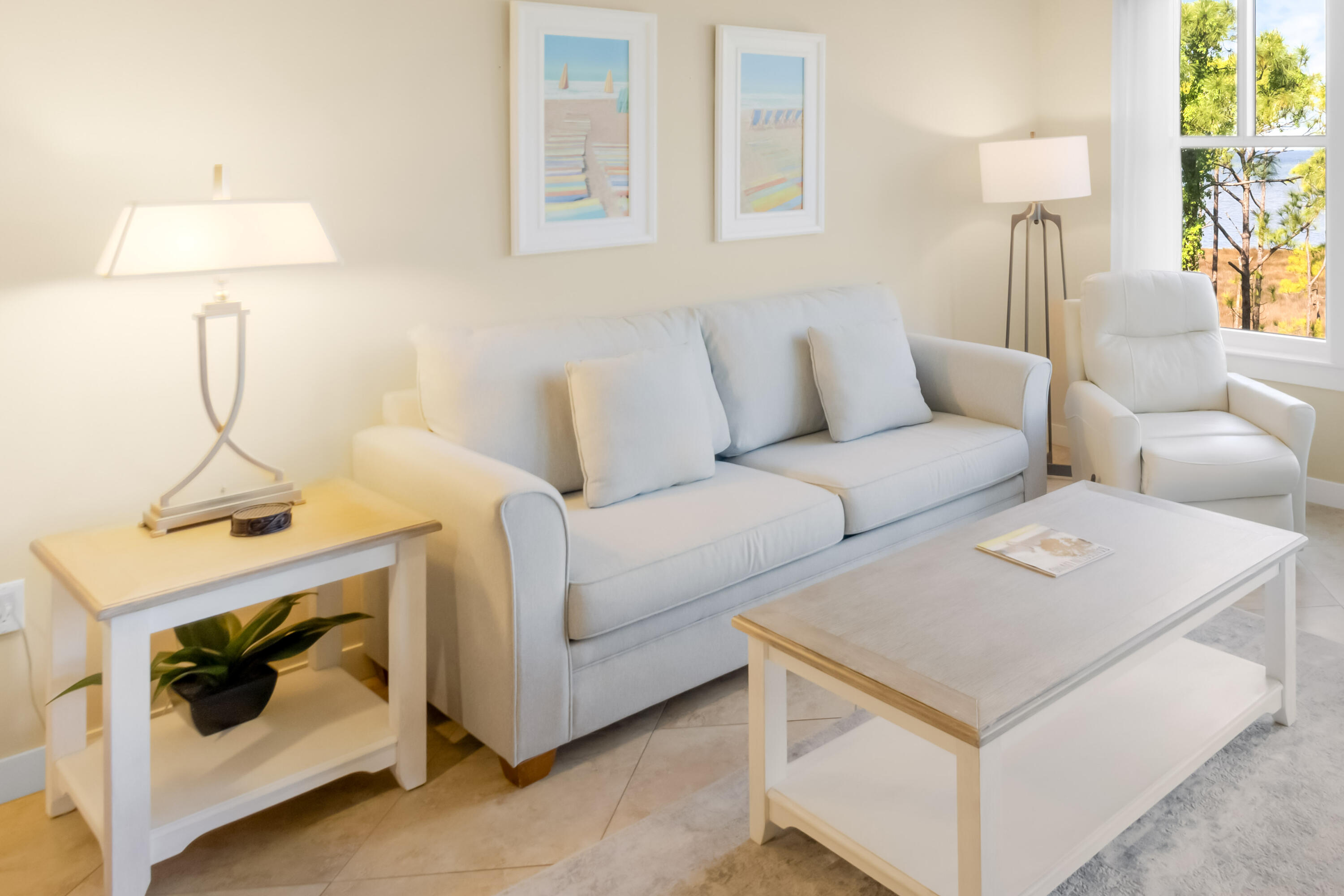 BAHIA CONDO - Residential