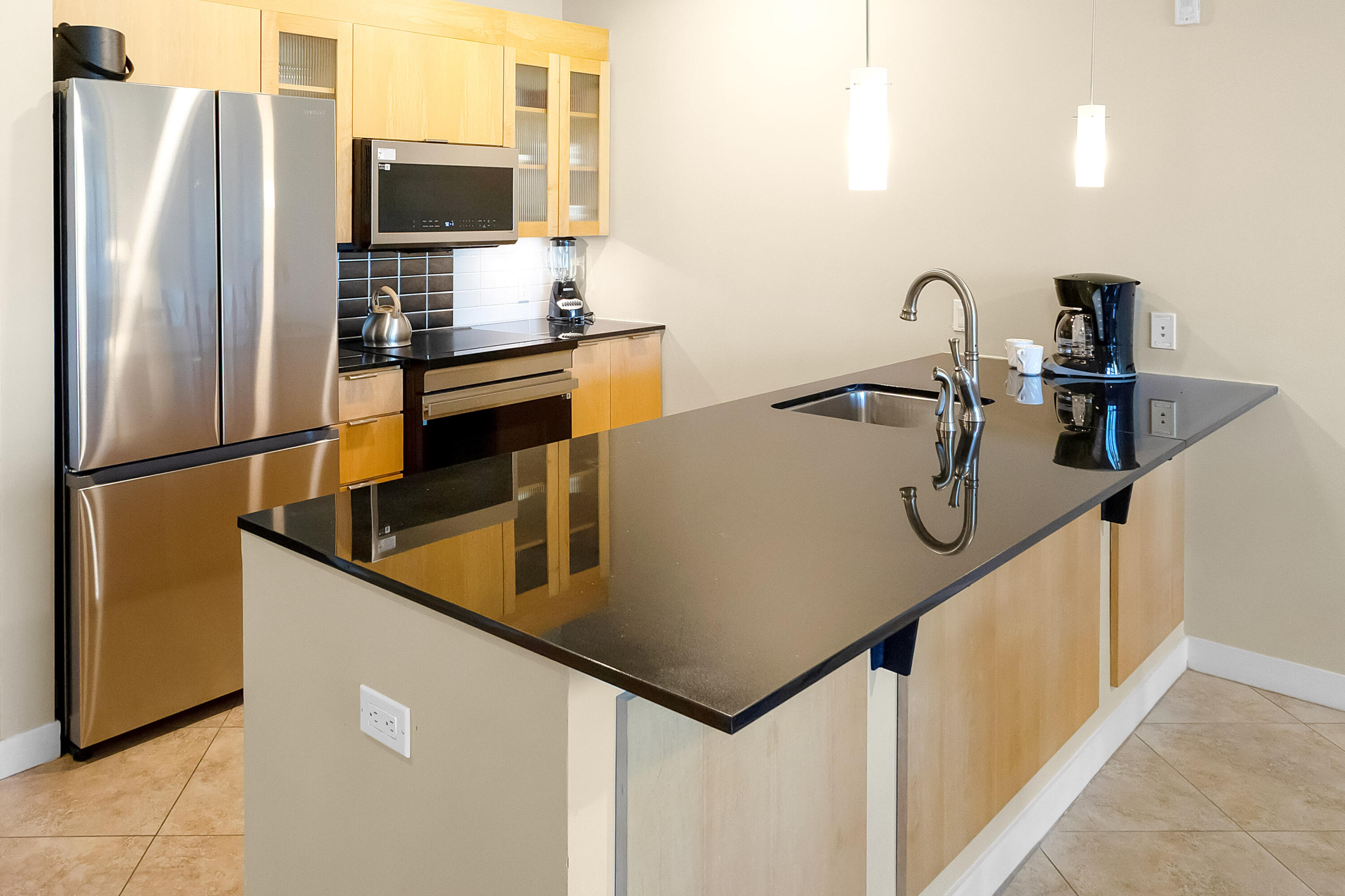 BAHIA CONDO - Residential