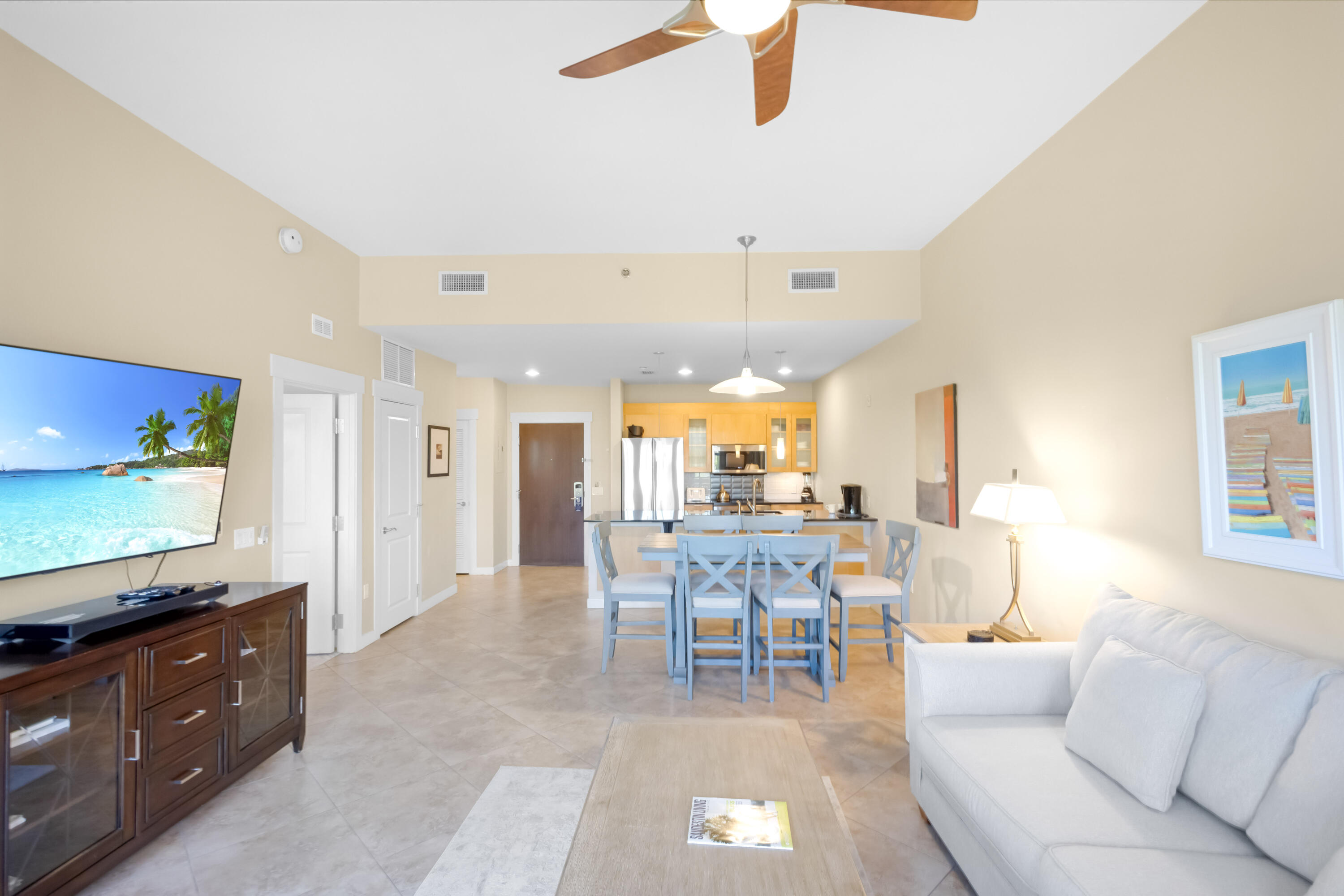 BAHIA CONDO - Residential