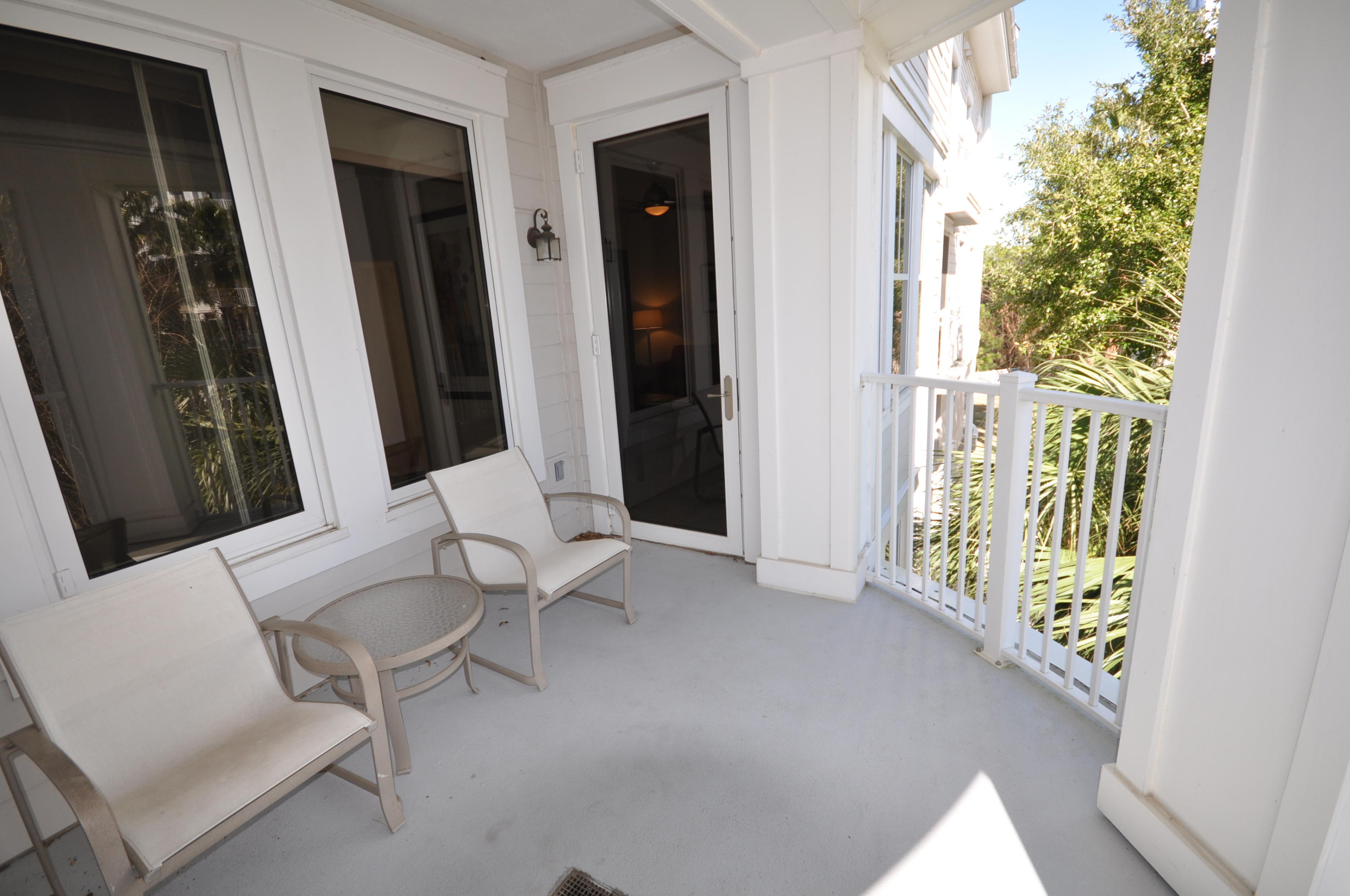 BAHIA CONDO - Residential