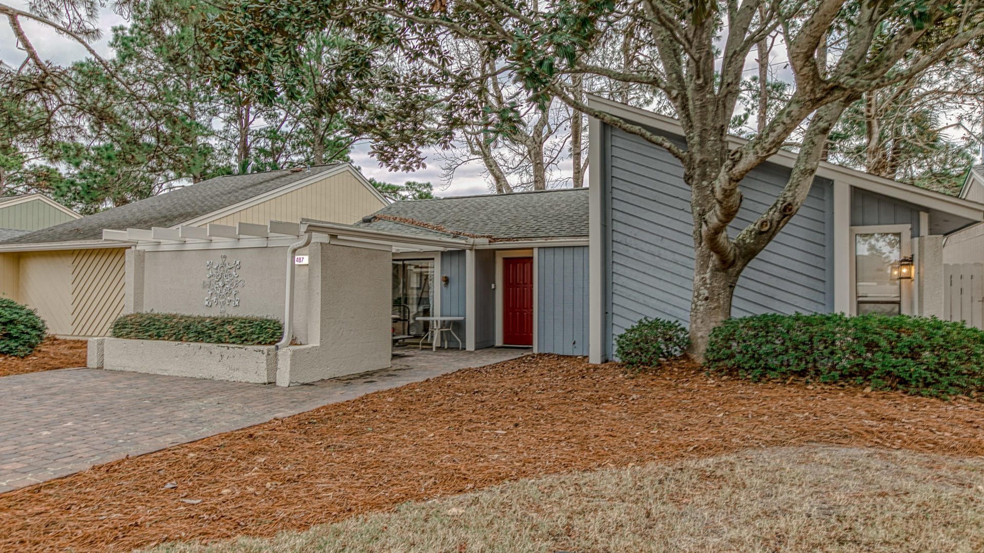 Welcome to Linkside Village! This beautiful home is located inside the gated community of Sandestin Golf & Beach Resort. This 2 Bedroom 2 Bathroom home is in a cul-de-sac quite neighborhood with a fenced in backyard, perfect for kids and pets. Enjoy The Village of Baytowne Wharf, golfing or relaxing at the beach! Live where you play! This home wont last long! Assessment fees are $235/mo to Linkside owners association and SOA $383.75 per quarter, totaling $362.92 a month. AC replaced Fall of 2020. All information and dimensions are to be verified by buyer to buyers satisfaction.