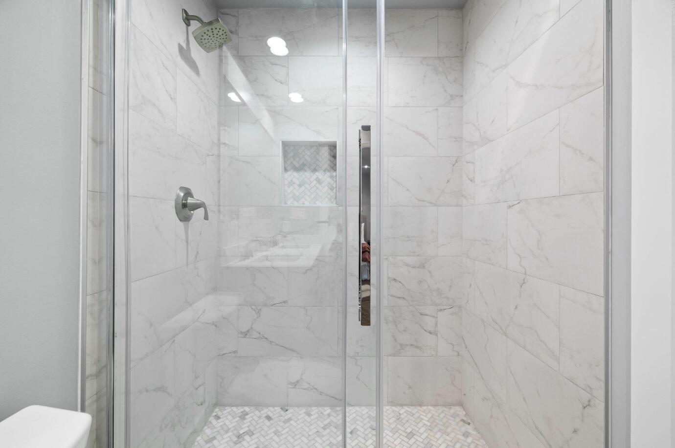 TREETOP VILLAGE - Residential