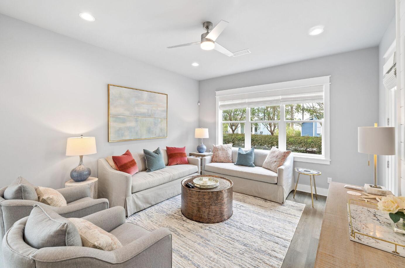 TREETOP VILLAGE - Residential