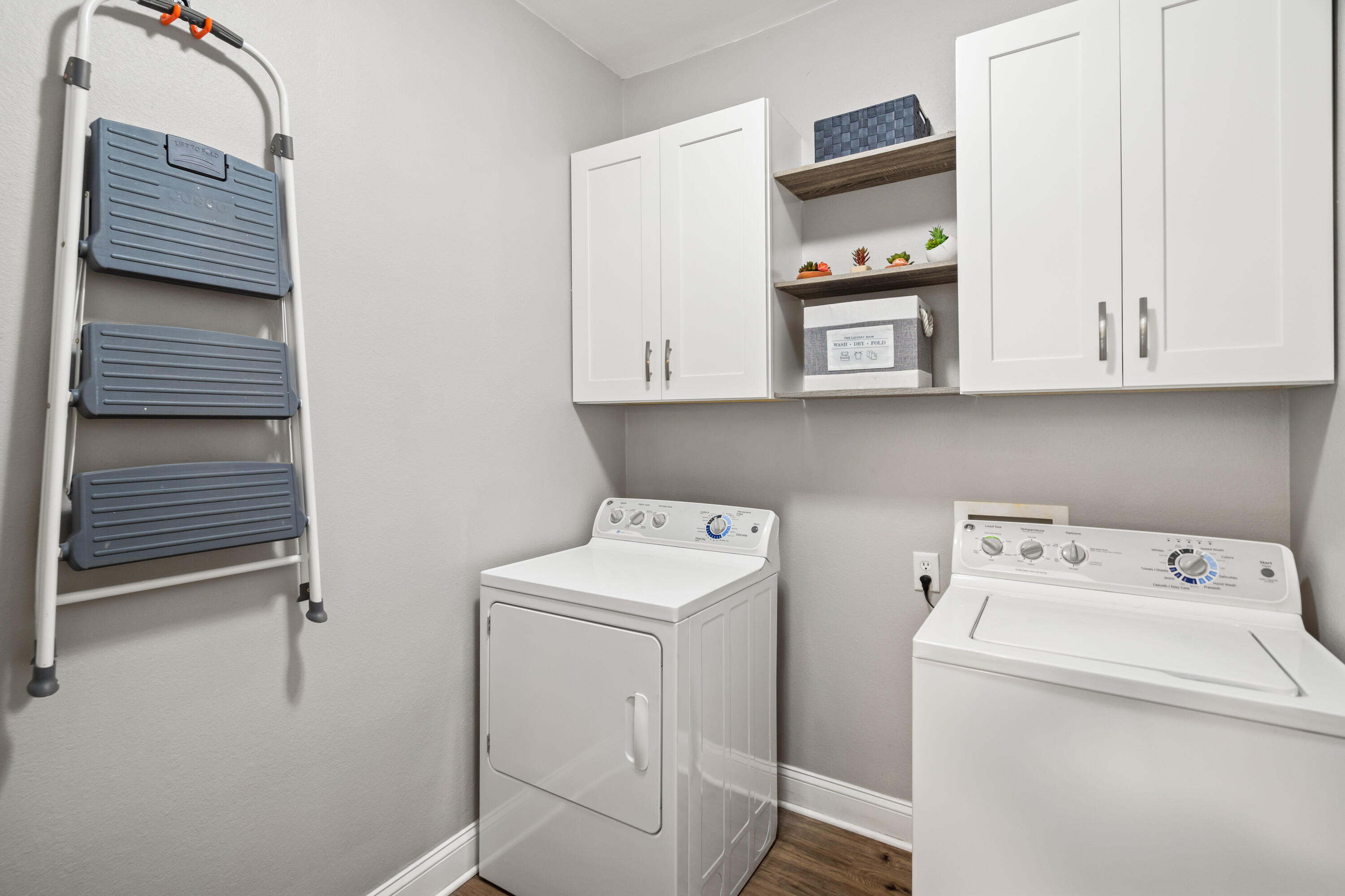 WINDSWEPT ESTATES - Residential