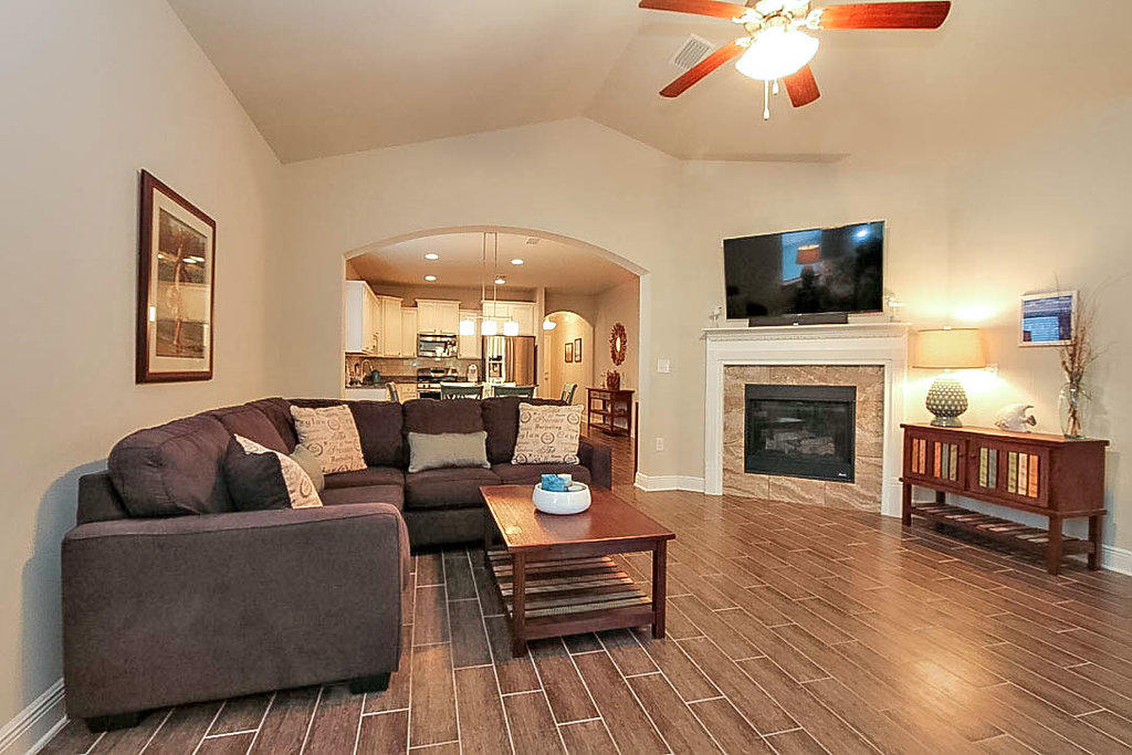 HAMMOCK BAY - Residential