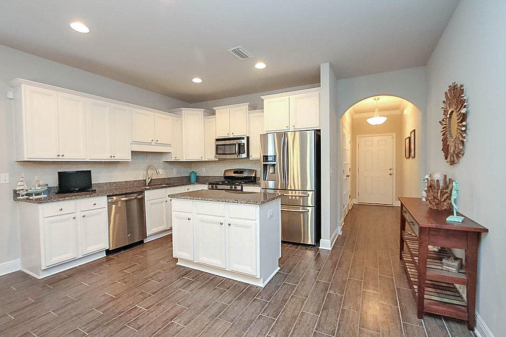 HAMMOCK BAY - Residential