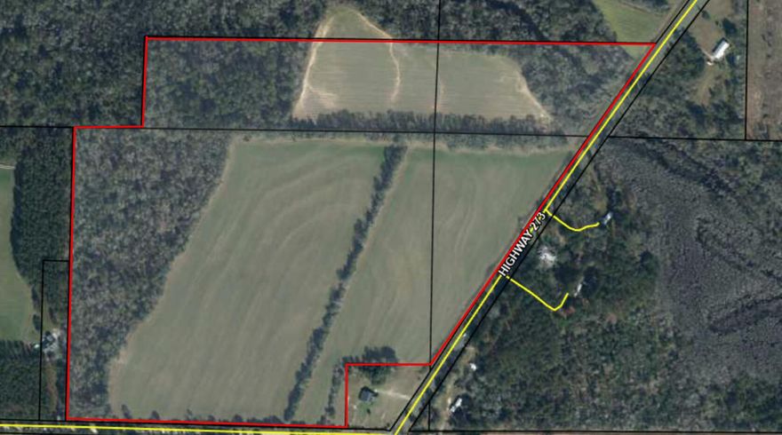 Discover the rare opportunity to own 75.48 acres of versatile land in Jackson County, Florida. This expansive property is made up of four separate parcels being sold together, offering flexibility and value for the next owner.Currently utilized as pasture and agricultural land, the acreage provides plenty of open space for grazing livestock, farming, or developing your own agricultural operation. With its generous size and layout, this property also offers long-term investment potential, whether you're looking to expand farming operations, create a homestead, or hold as a legacy property.Enjoy the peace and privacy of wide-open countryside living while still being within reach of local amenities. Properties of this size and usability are becoming increasingly raredon't miss your chance to have a large tract of land with endless possibilities.