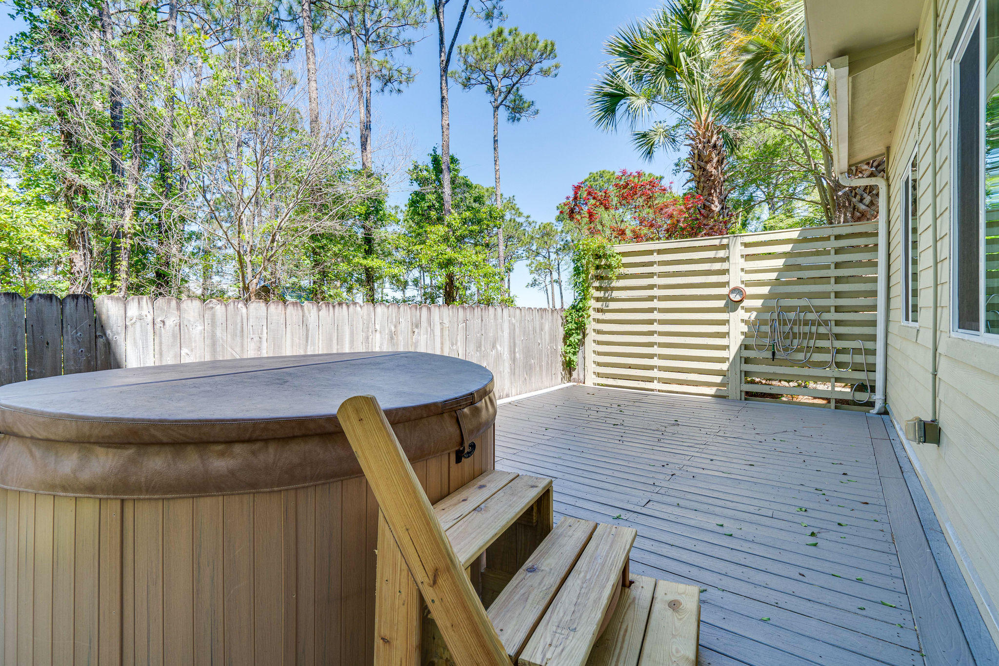 COVE ON THE BAY - Residential