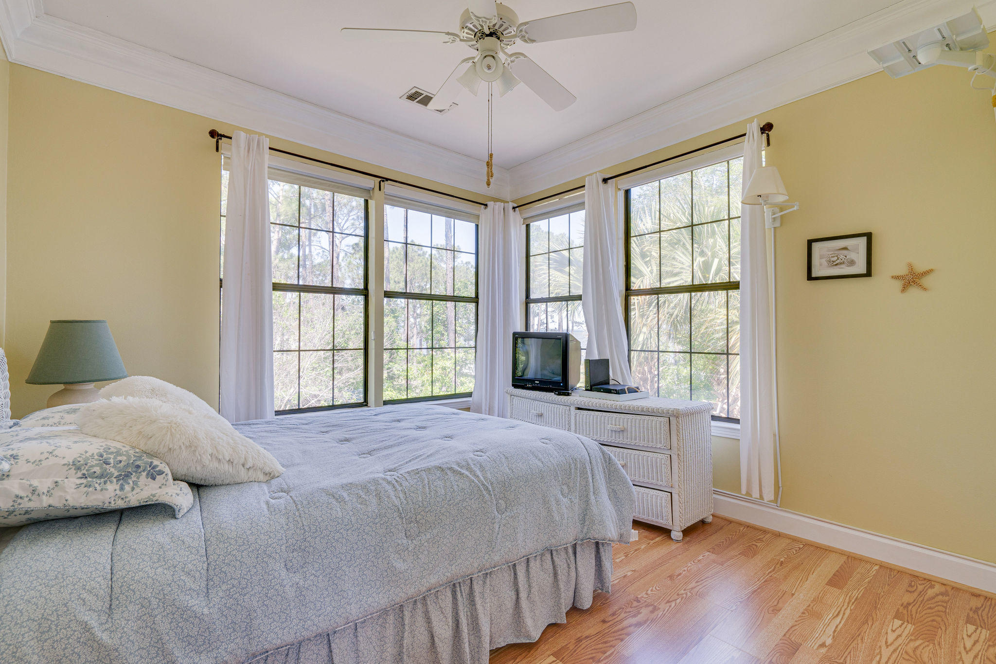 COVE ON THE BAY - Residential