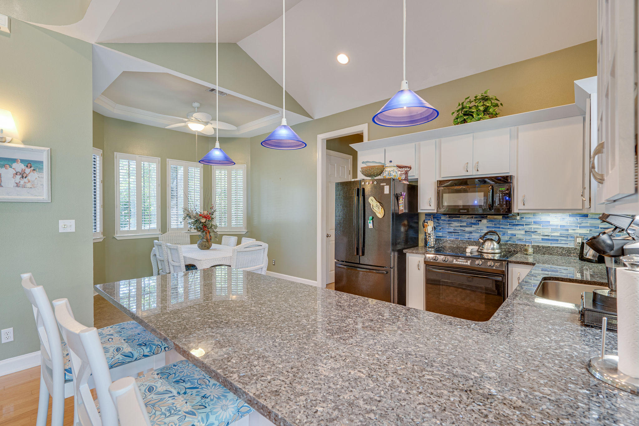 COVE ON THE BAY - Residential