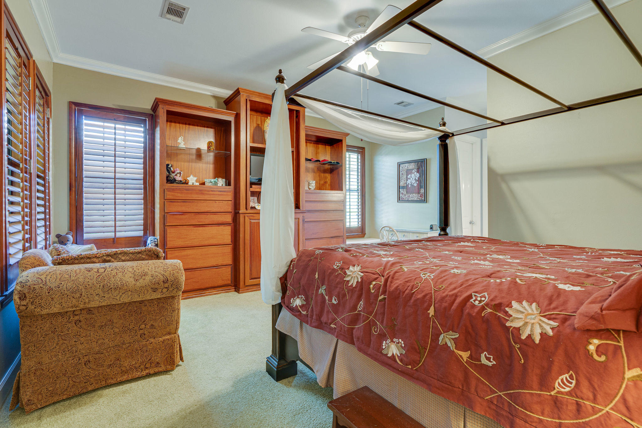 COVE ON THE BAY - Residential