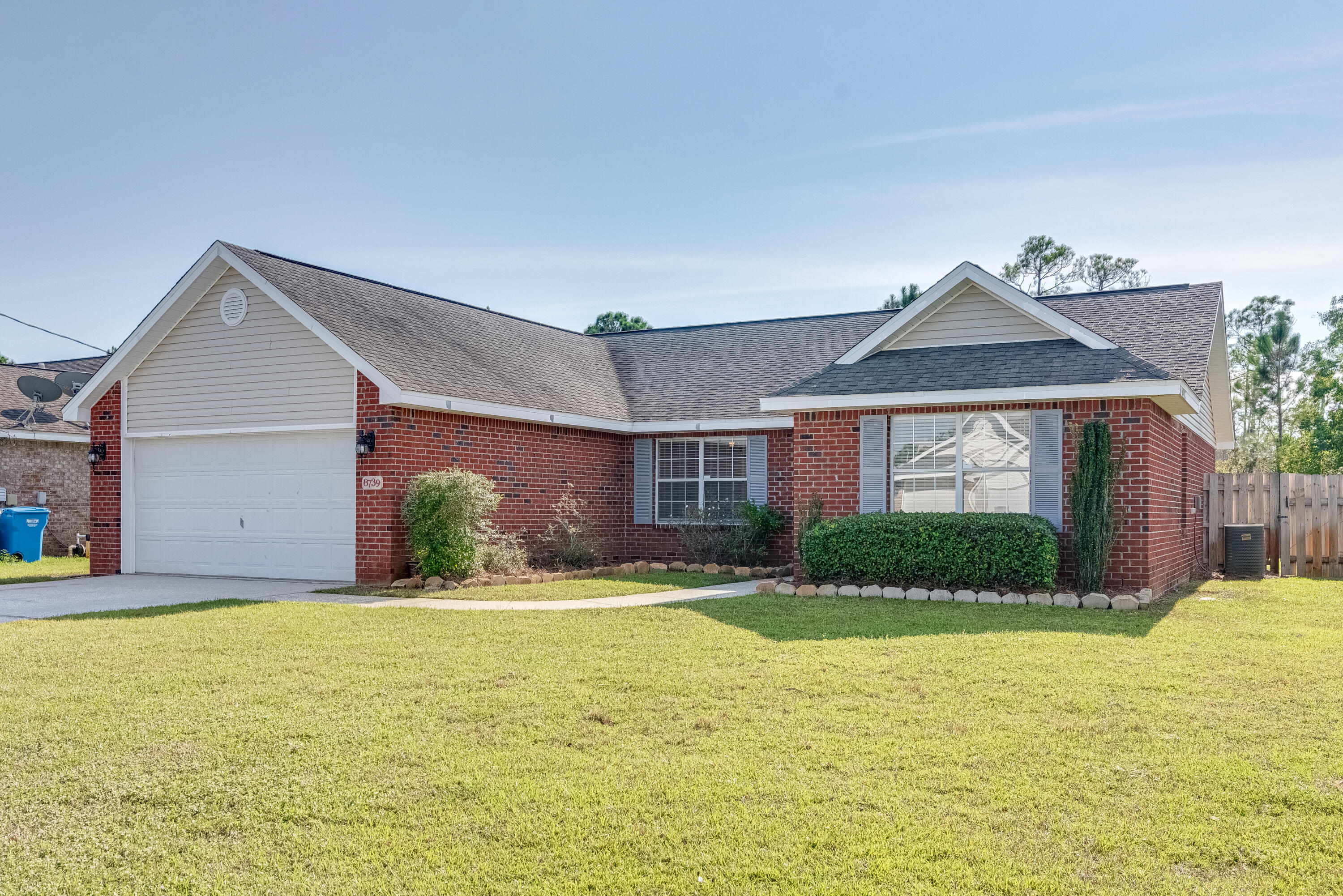 KELLIE'S WAY - Residential