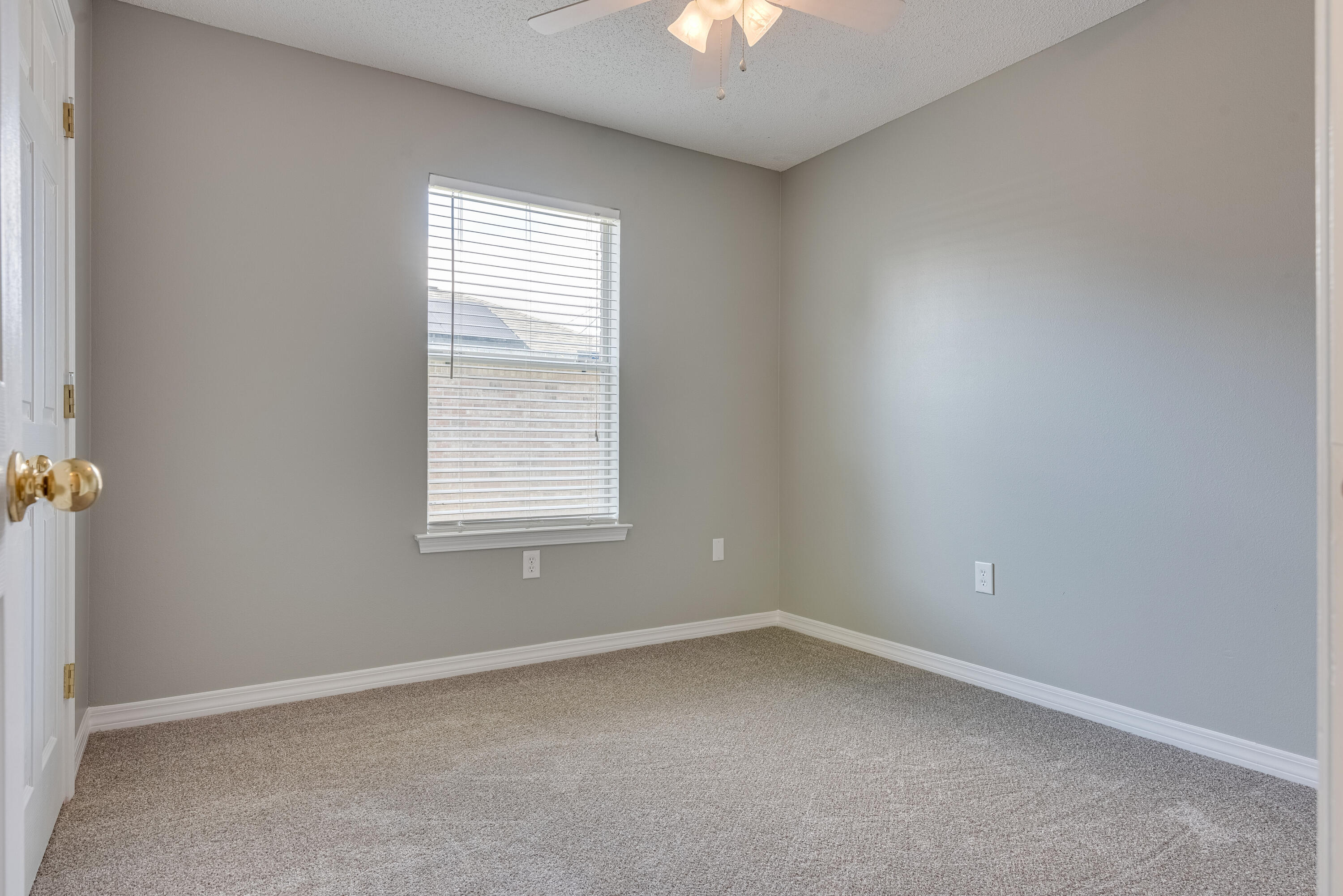 KELLIE'S WAY - Residential