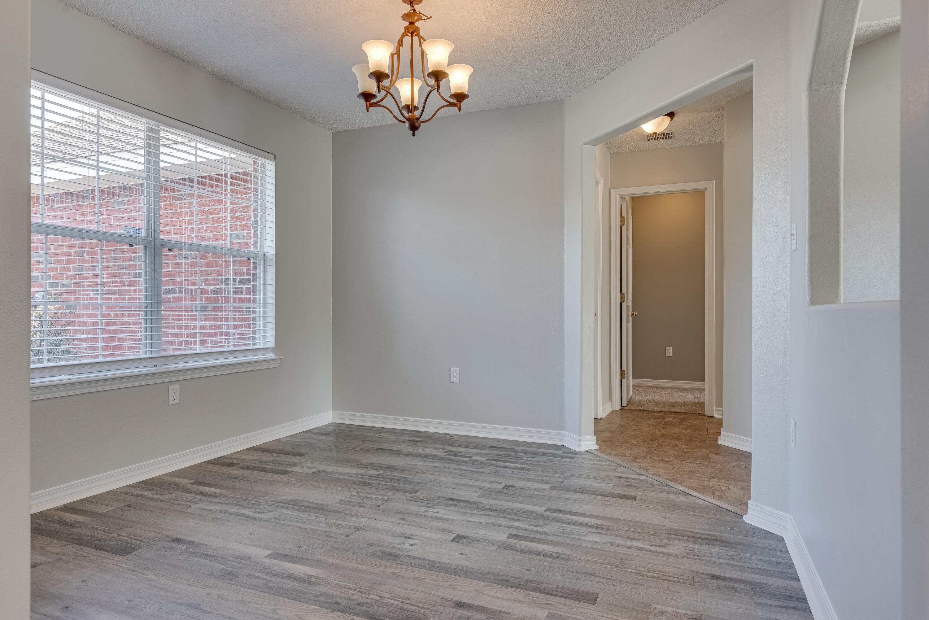 KELLIE'S WAY - Residential