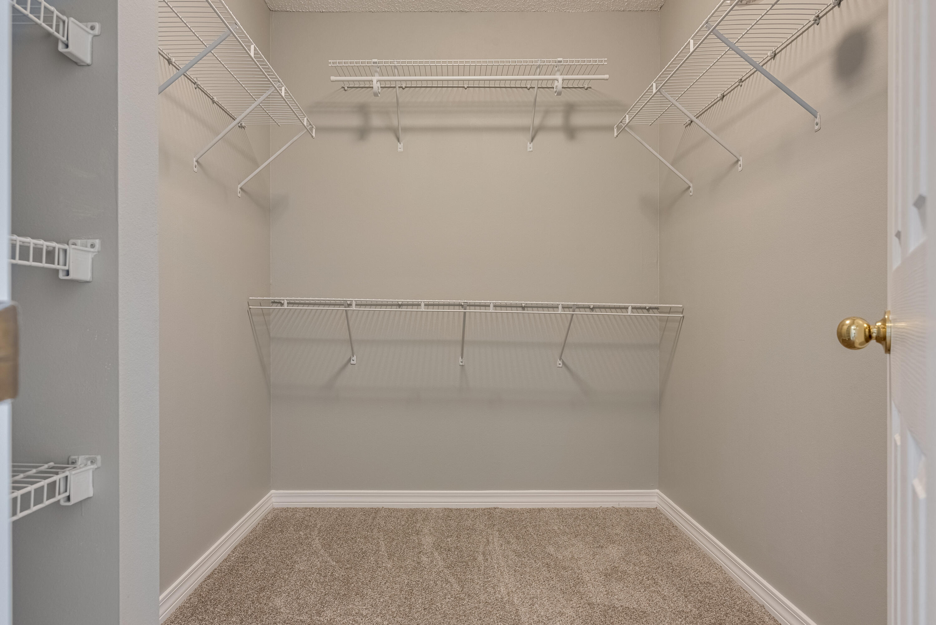 KELLIE'S WAY - Residential