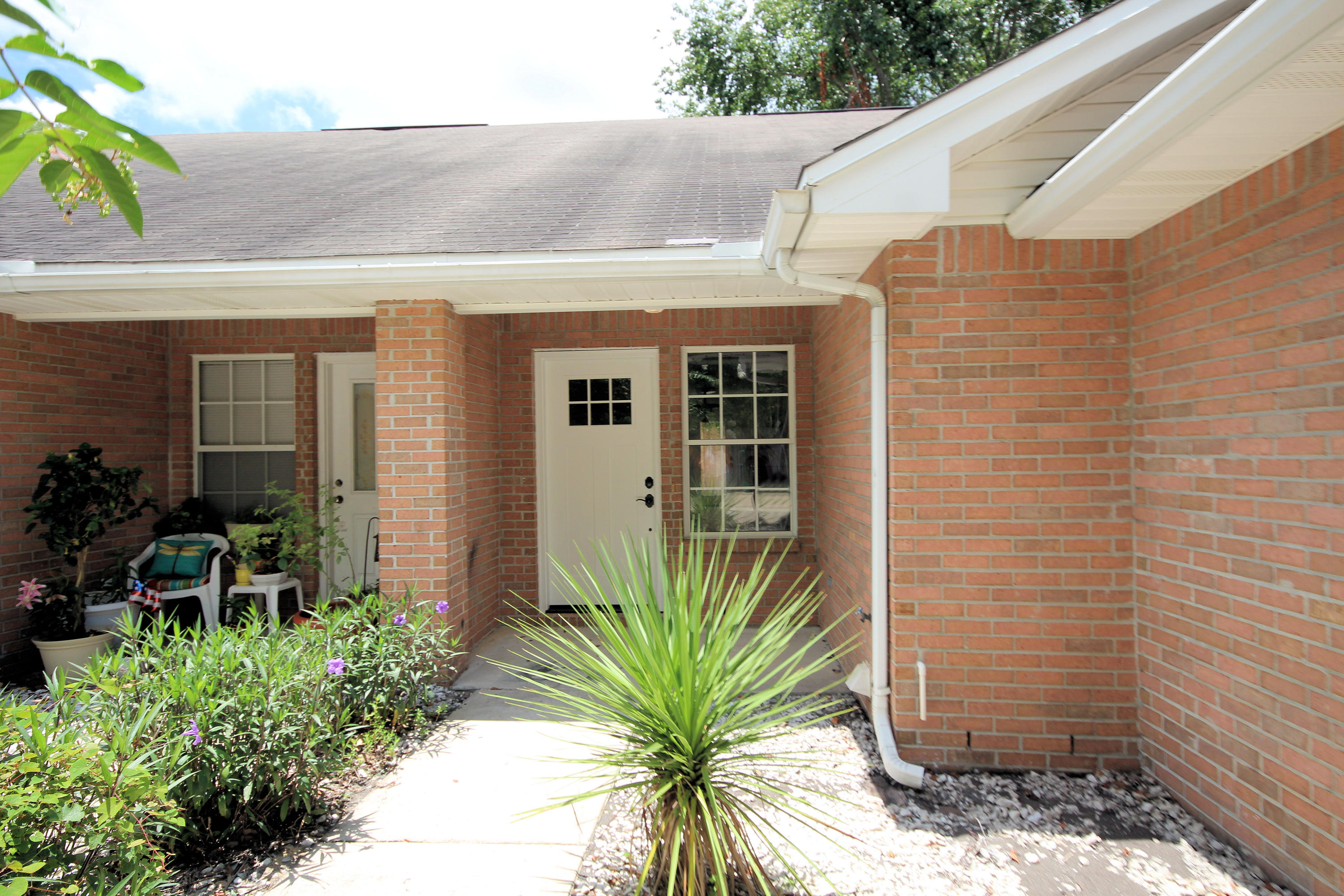 CAMBRIDGE VILLAGE T/H - Residential