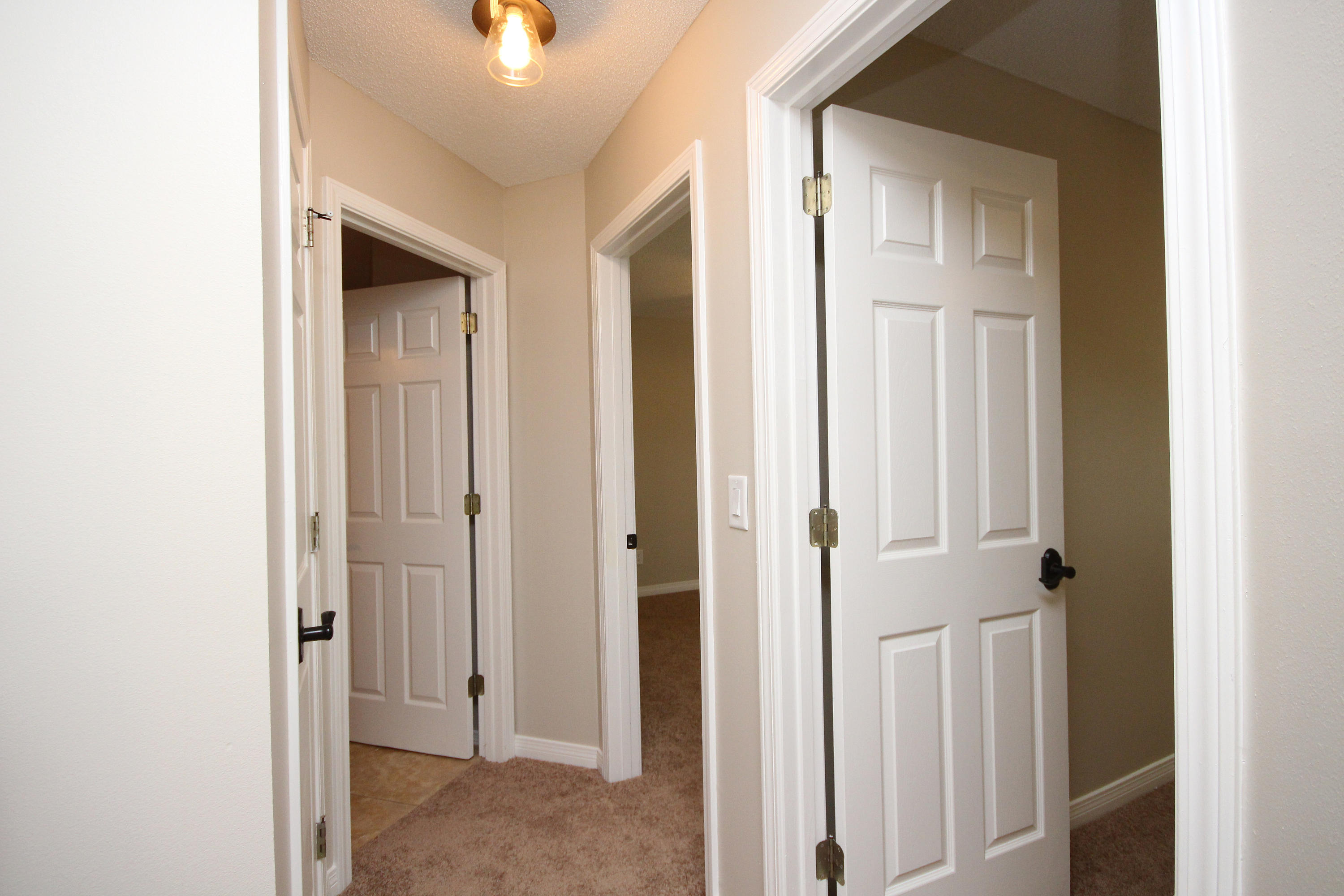 CAMBRIDGE VILLAGE T/H - Residential