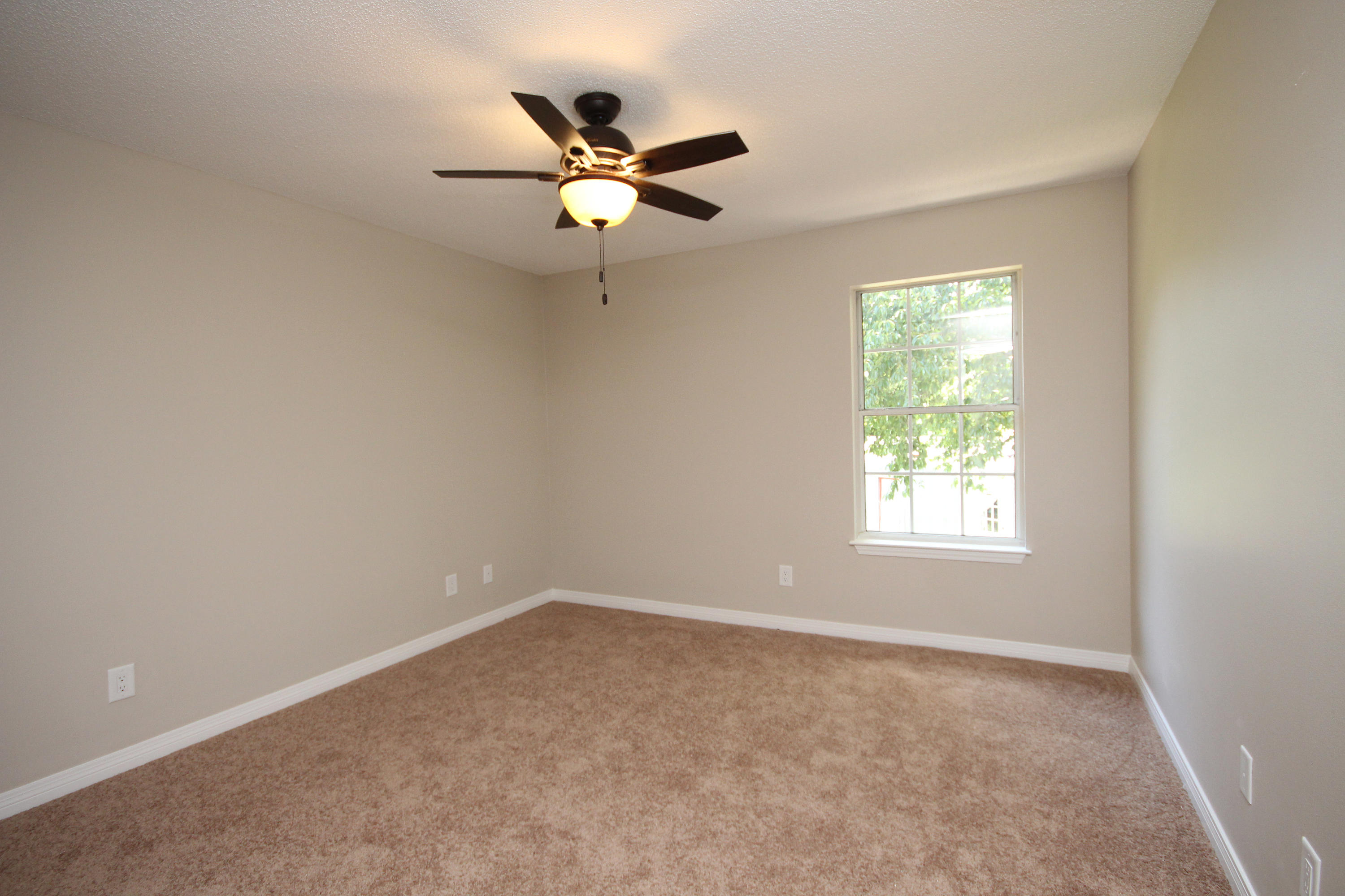 CAMBRIDGE VILLAGE T/H - Residential