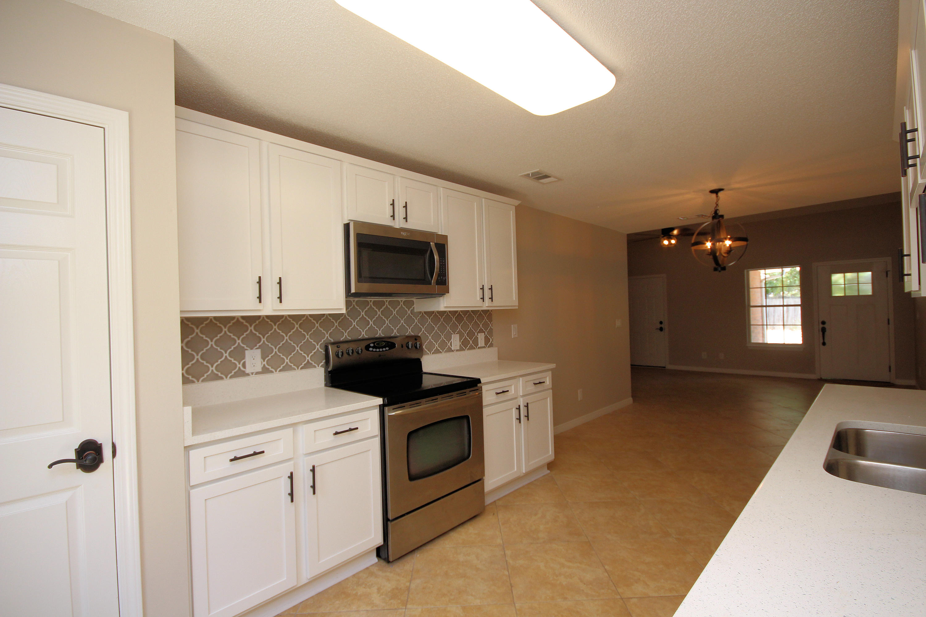 CAMBRIDGE VILLAGE T/H - Residential