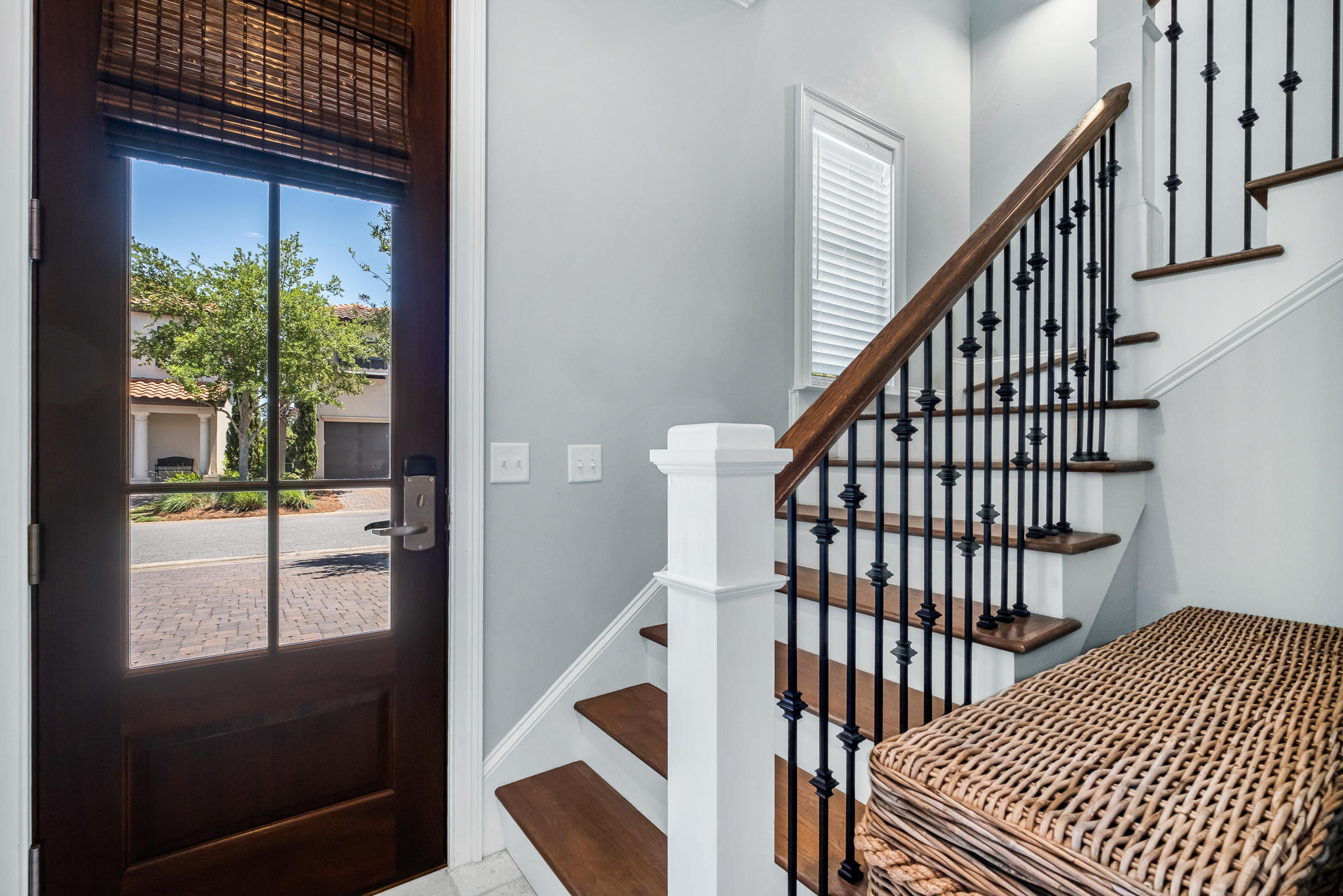 VILLA LAGO - Residential