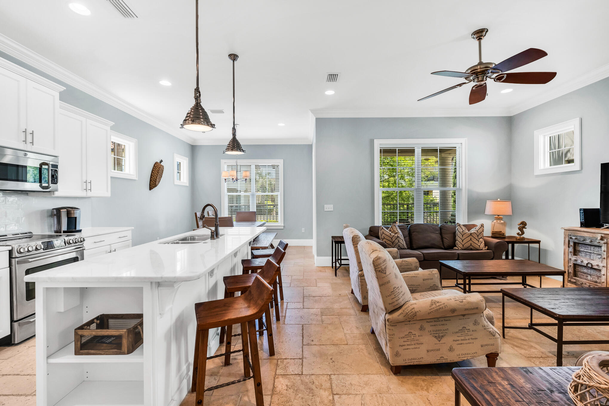 VILLA LAGO - Residential