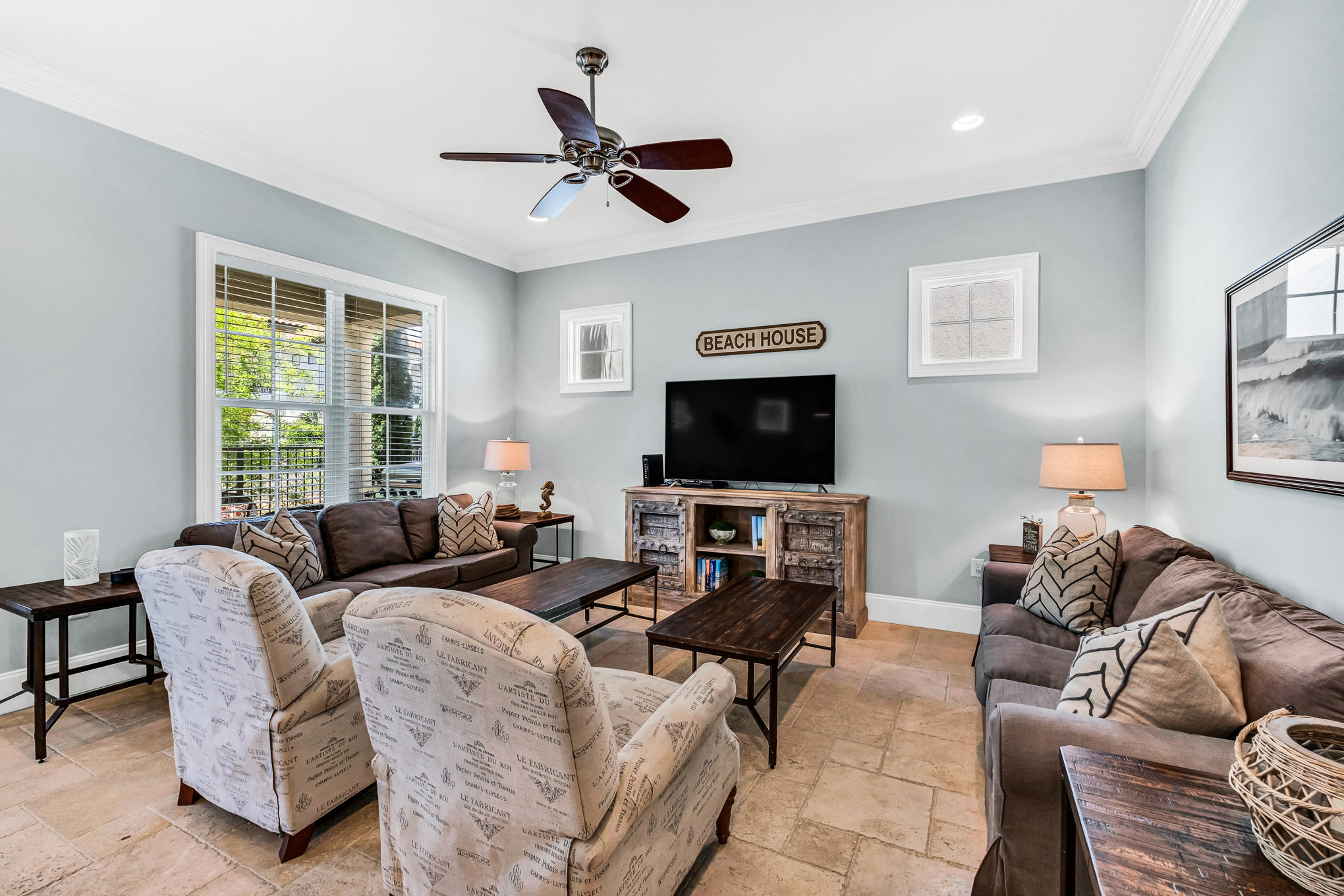 VILLA LAGO - Residential